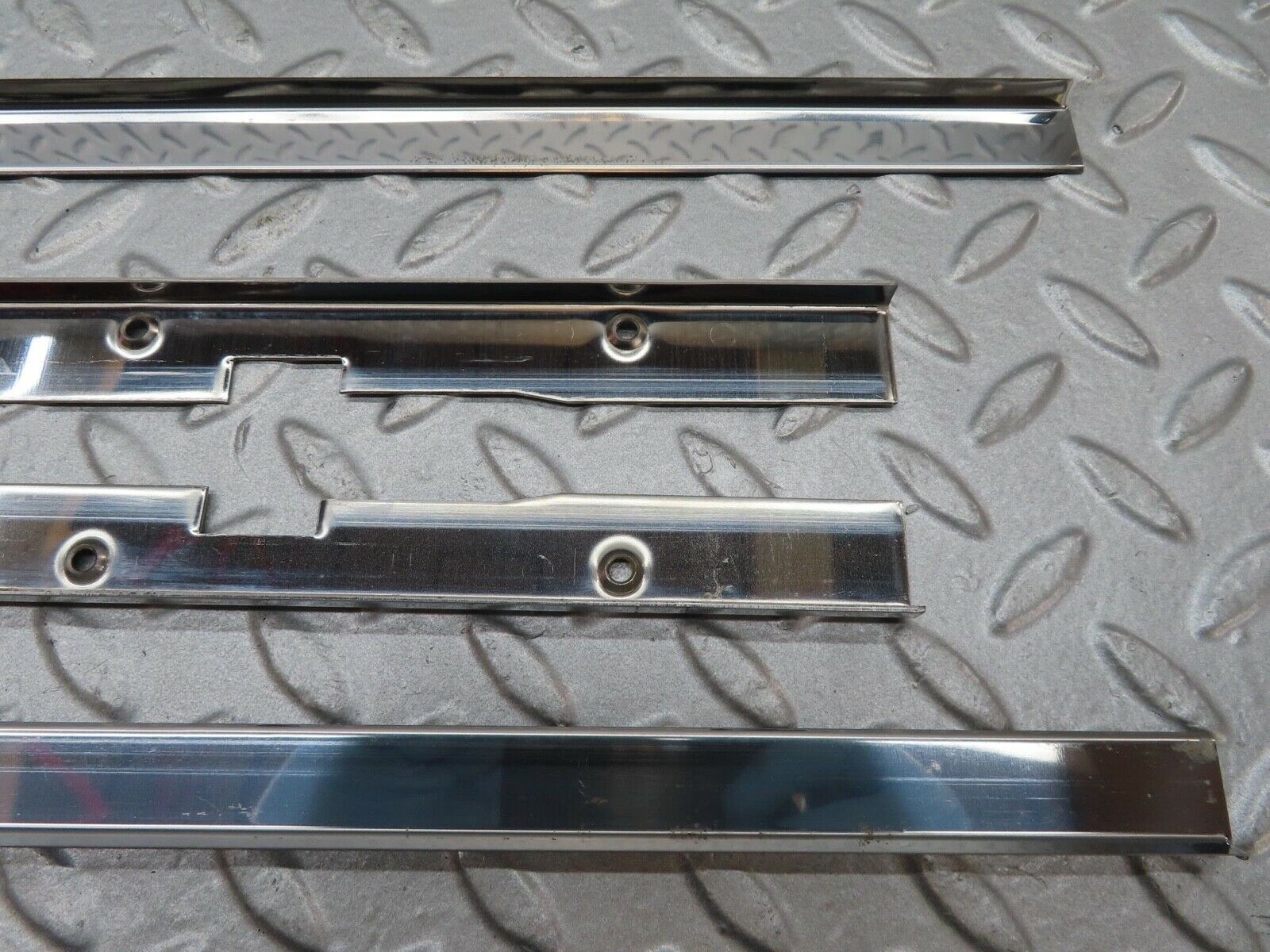 16378 Mercedes-Benz W124 260E Sunroof Chrome Trim Set