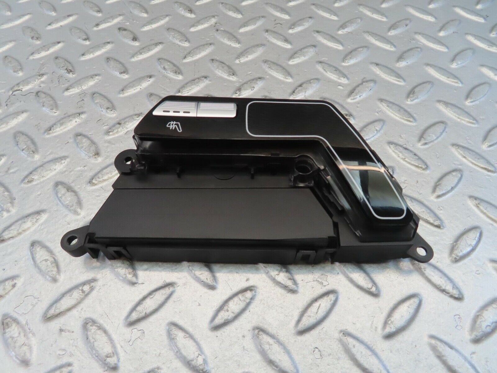 11096 Mercedes-Benz W221 S320 Rear Left Seat Switch 2218700058