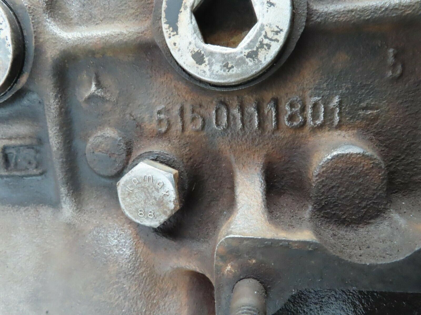 9538 Mercedes-Benz W115 Engine Block OM615 6150111801