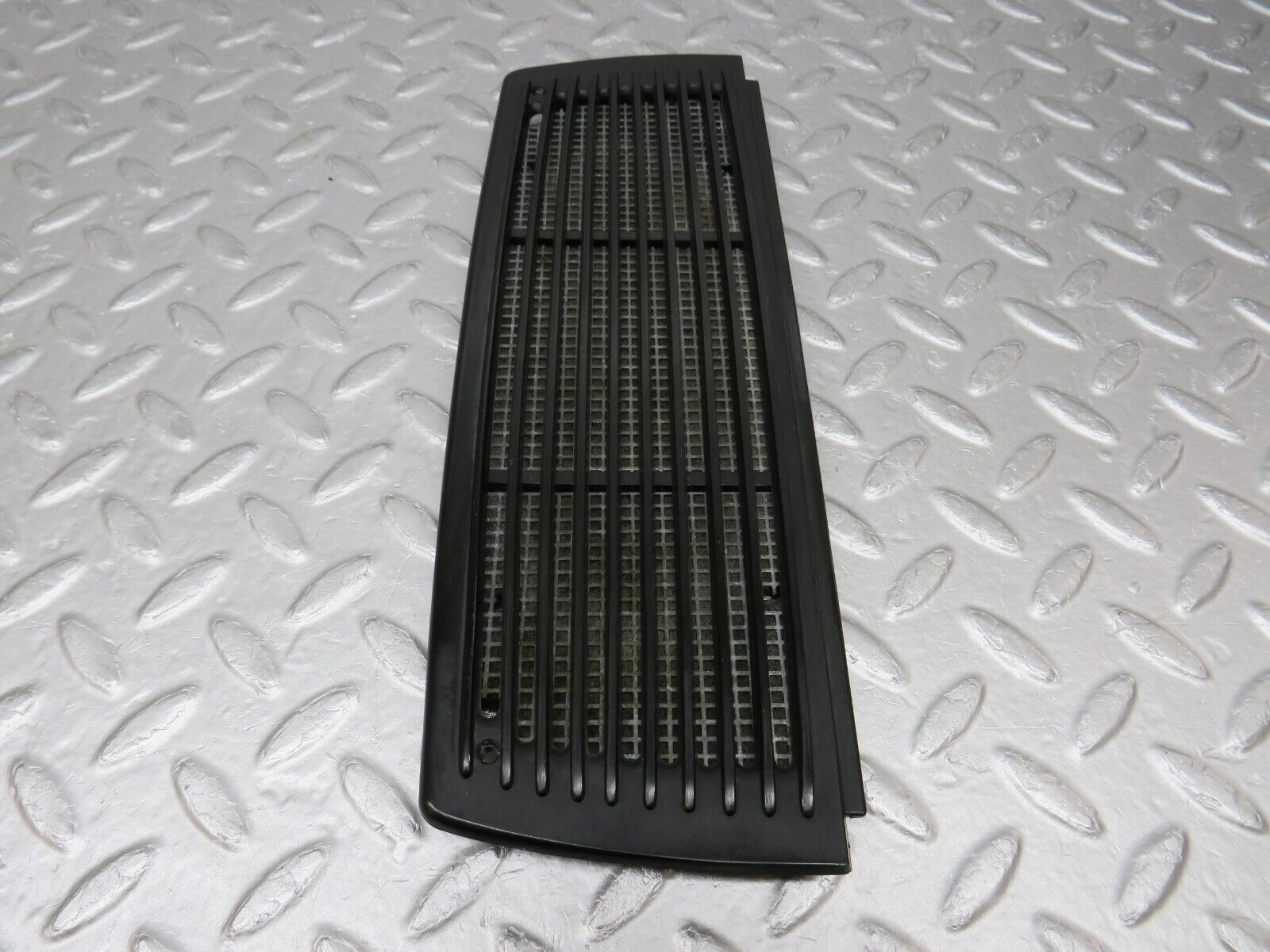 37489 Mercedes-Benz W109 300SEL Dashboard Speaker Cover