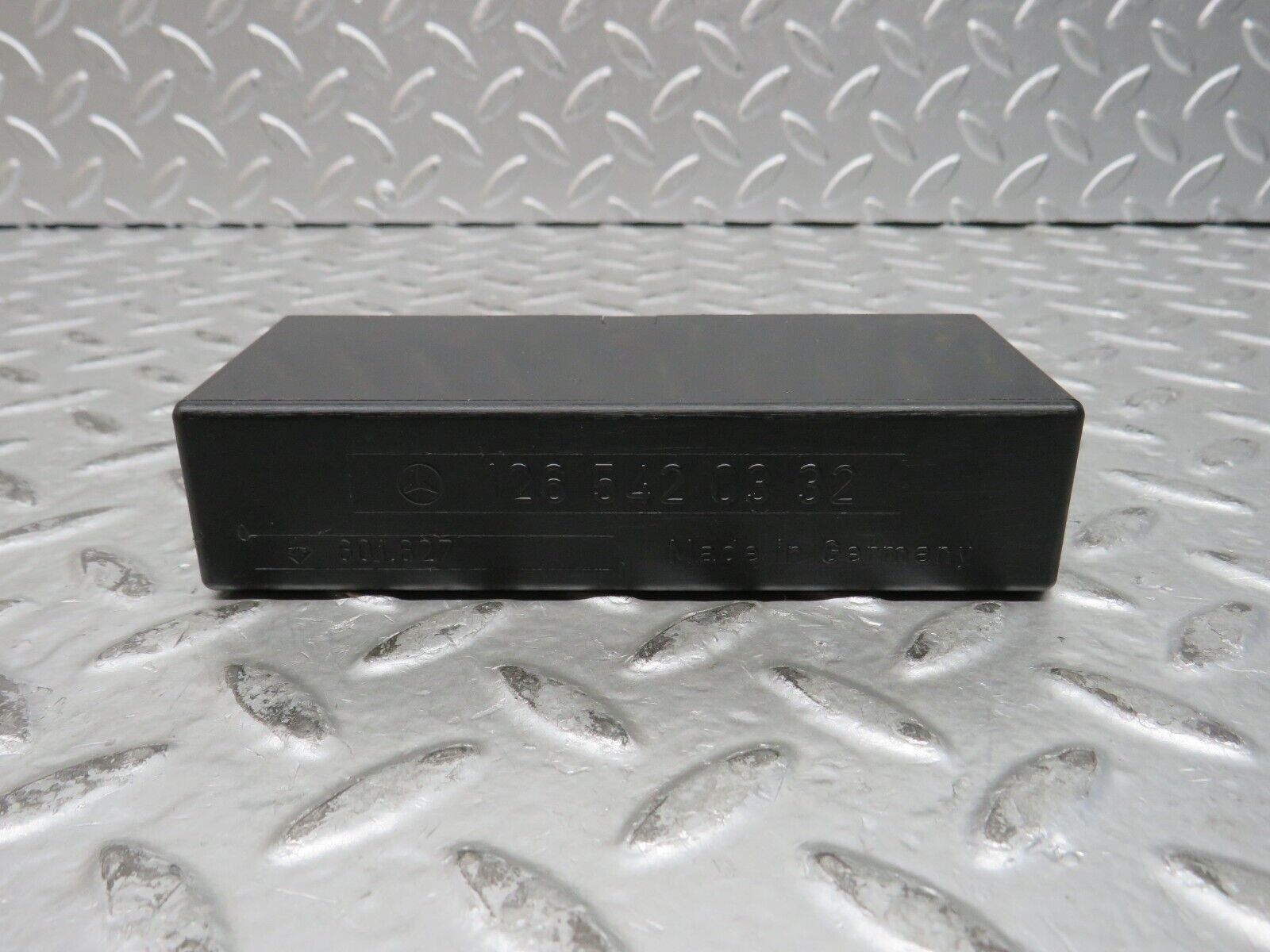 29068 Mercedes-Benz C124 320CE Coupe Headlight Control Unit Relay 1265420332