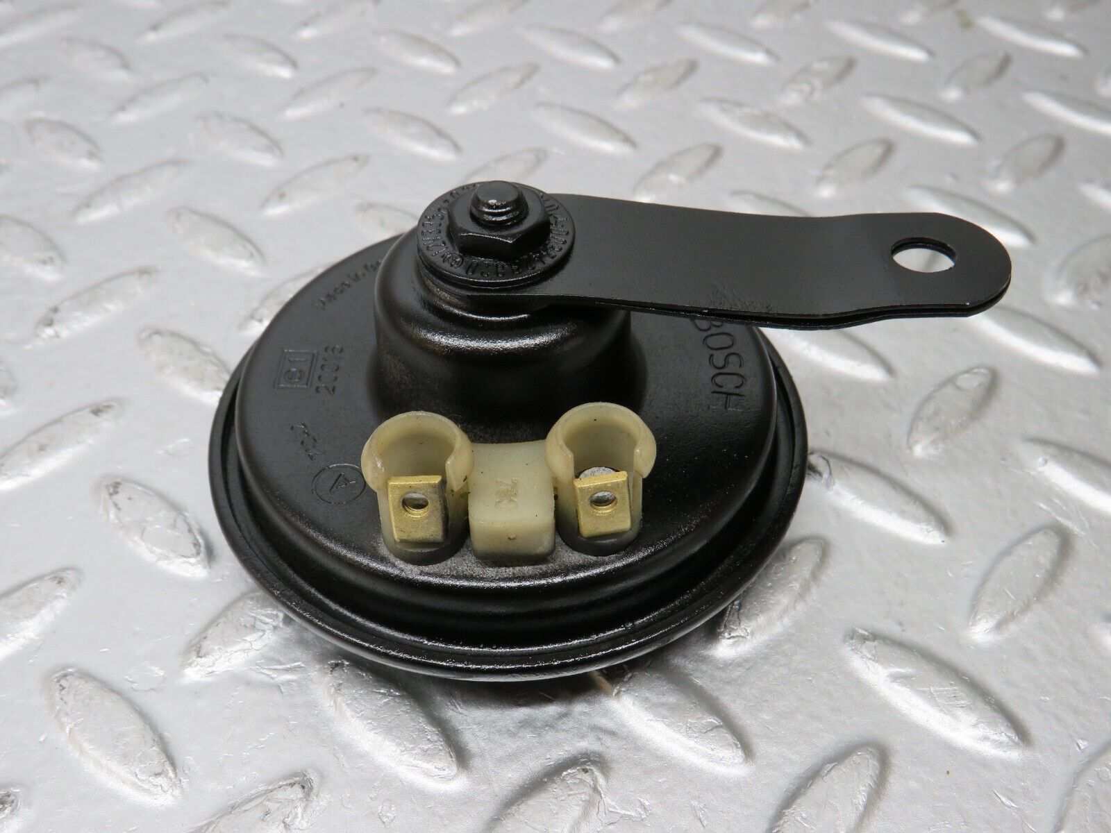 33970 Mercedes-Benz W124 260E Horn Bosch 20016 0035423820