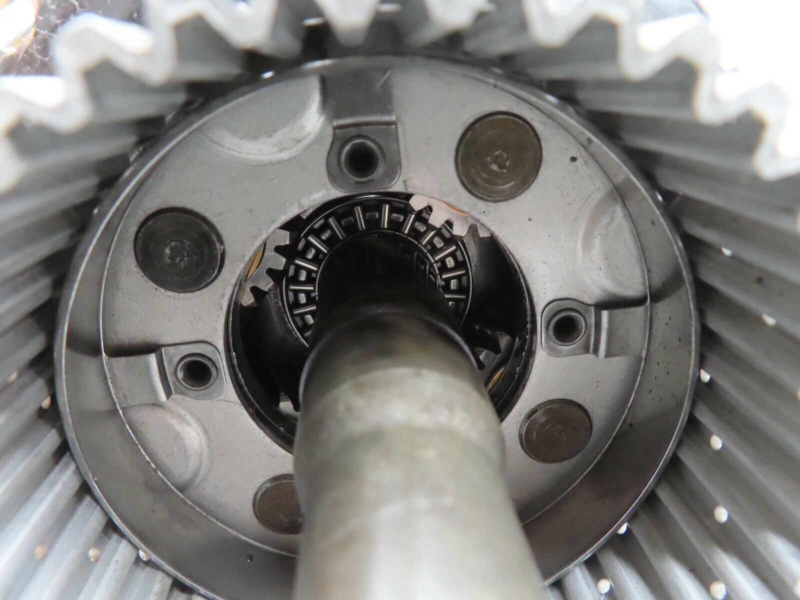 17843 Mercedes-Benz W123 230E Automatic Transmission Gear Set 1232720908