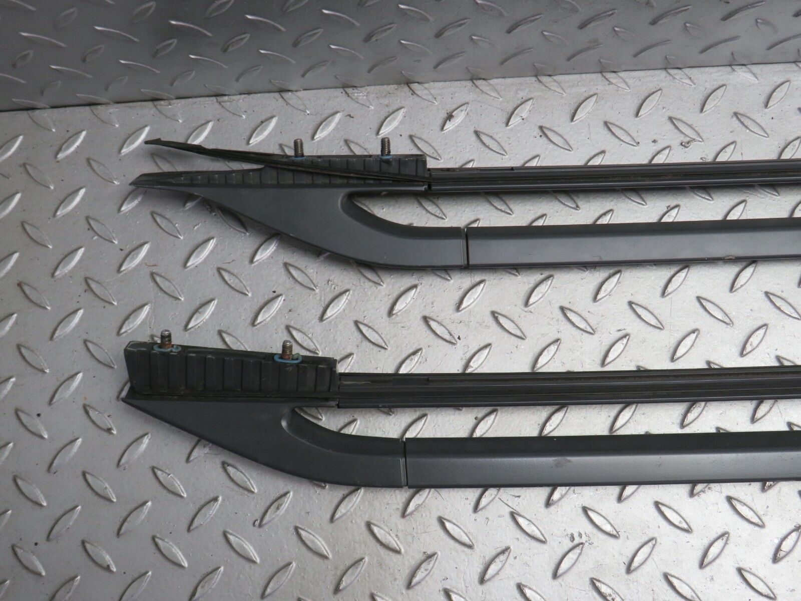 32584 Mercedes-Benz S124 300TE Wagon Roof Rack Rails Pair