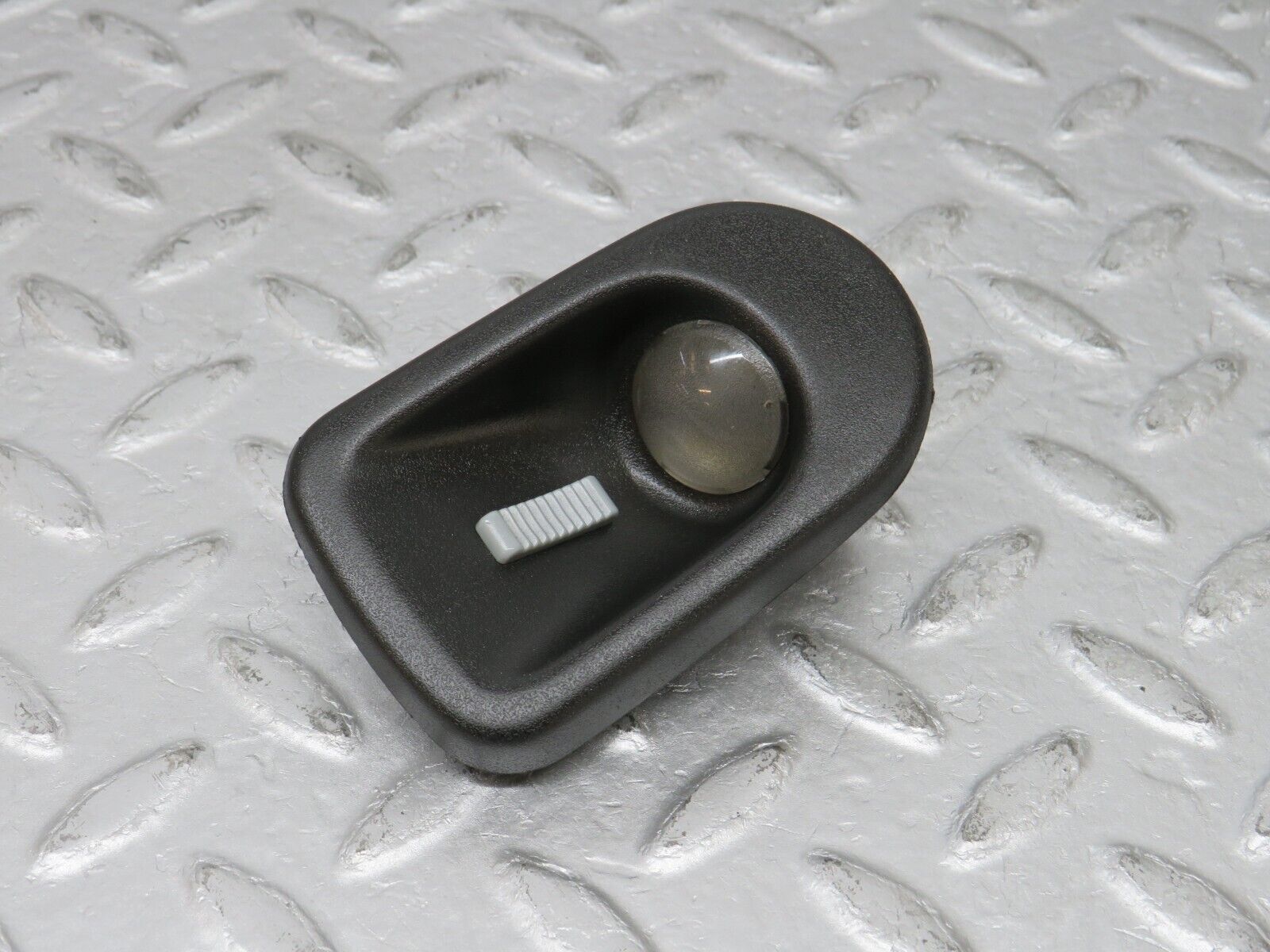 36078 Mercedes-Benz W126 420SE Rear Left Interior Light 1268200301