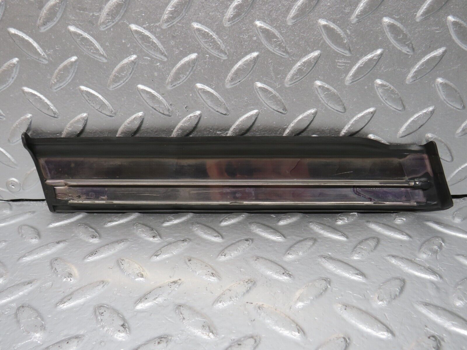 33781 Mercedes-Benz W201 190E 2.0L Front Right Fender Wing Lower Moulding Trim