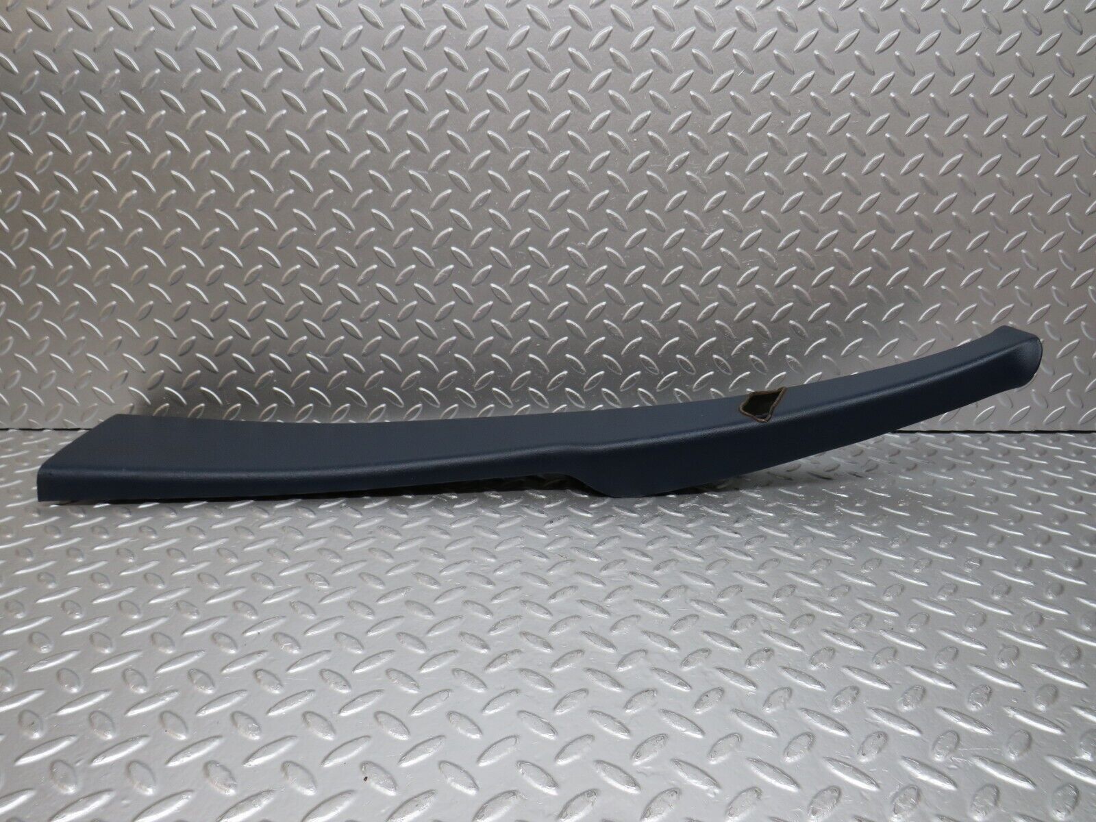 31048 Mercedes-Benz W123 200D B Pillar Cover Right Side Blue