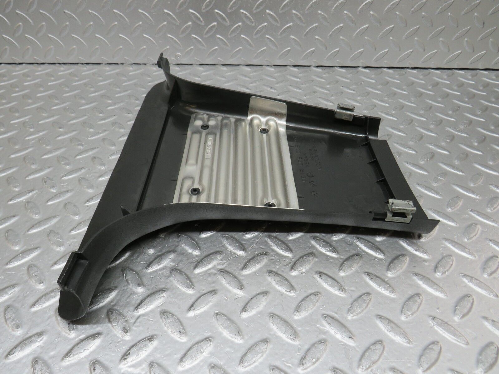 34799 Mercedes-Benz W210 320E B Pillar Bottom Cover Left 2106902130 2106920122