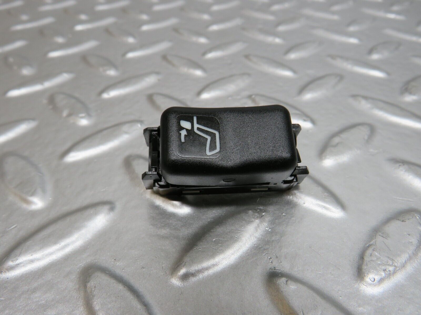 24673 Mercedes-Benz W140 S320 Head Rest Control Switch 1408205210