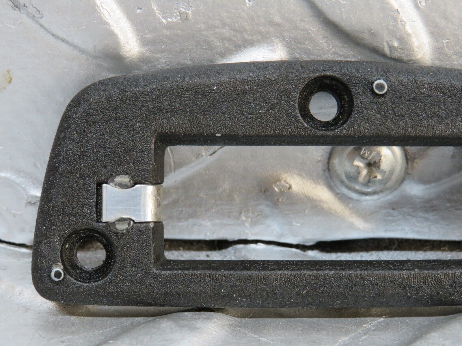 28337 Mercedes-Benz S123 240D Wagon Rear View Mirror Bracket