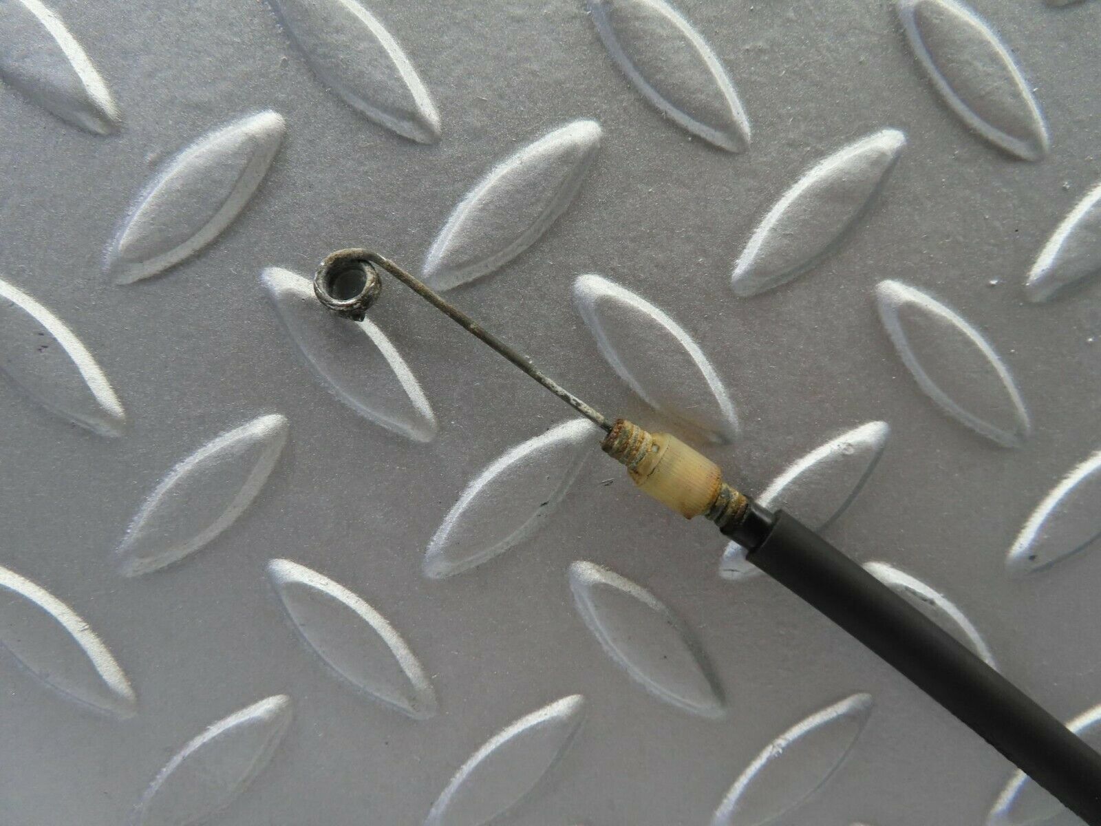 6947 Mercedes-Benz C107 350SLC Coupe Heater Air Duct Left