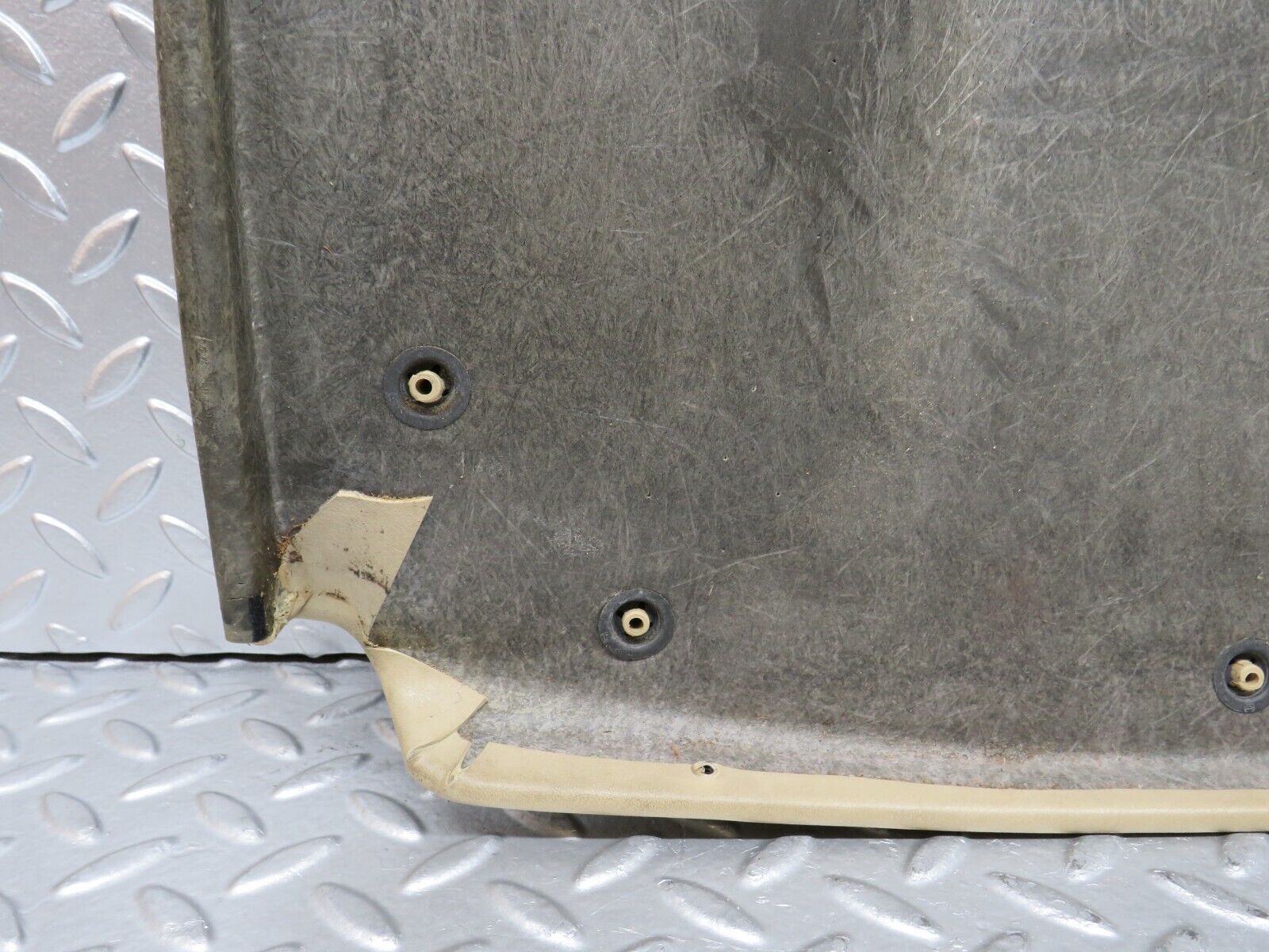 29484 Mercedes-Benz W124 230E Front Right Driver Seat Rear Cover 1249100139