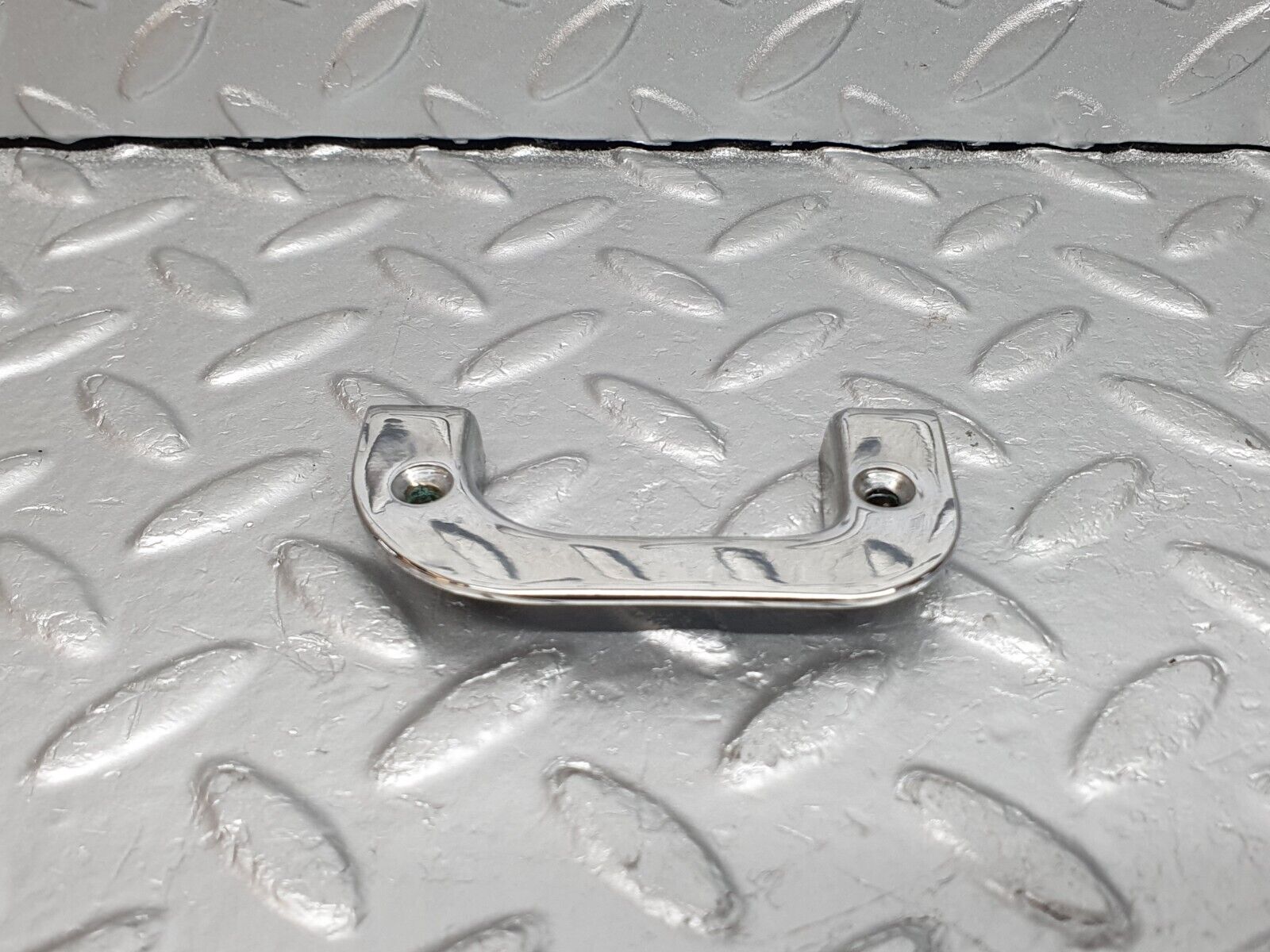 40896 Mercedes-Benz W126 300SE Interior Chrome Door Latch Trim Right 1237230224