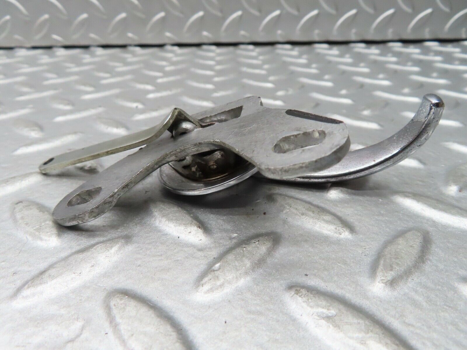 19011 Mercedes-Benz W120 W121 Ponton Front Right Interior Chrome Door Handle