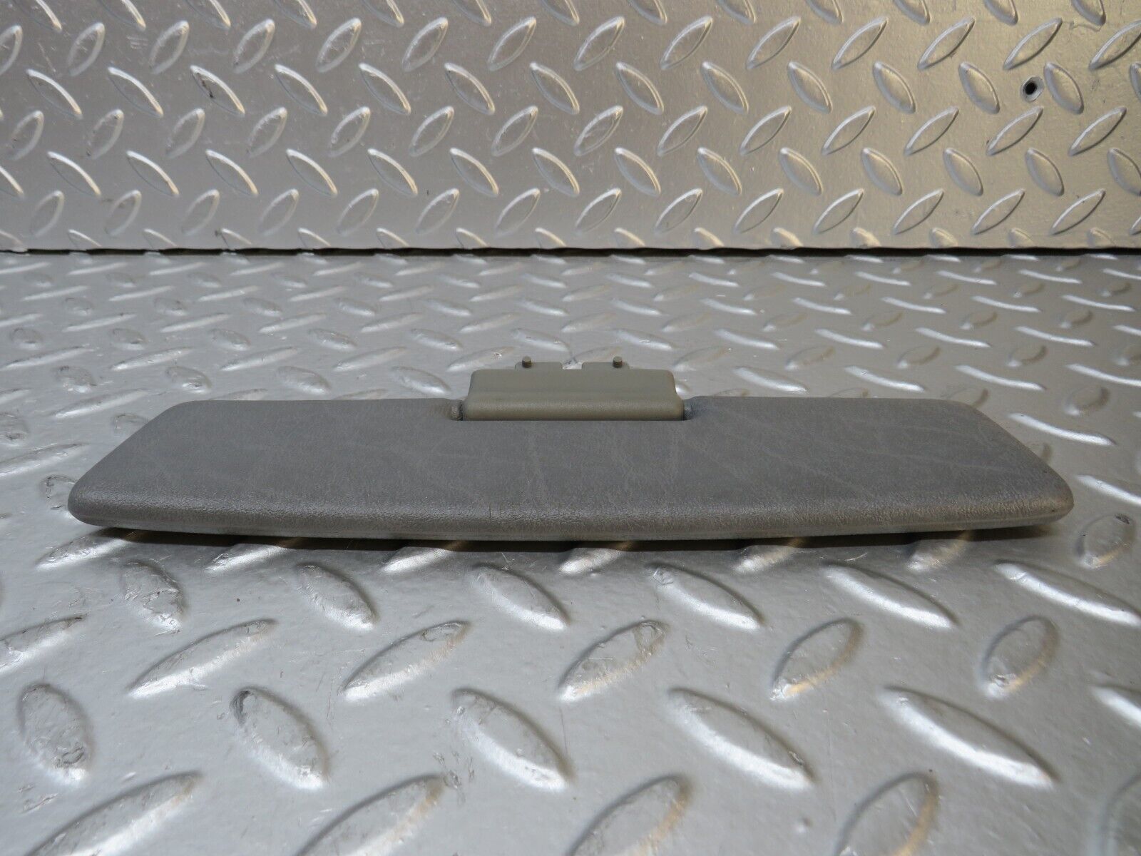 30270 Mercedes-Benz W124 230E Middle Sun Visor Grey