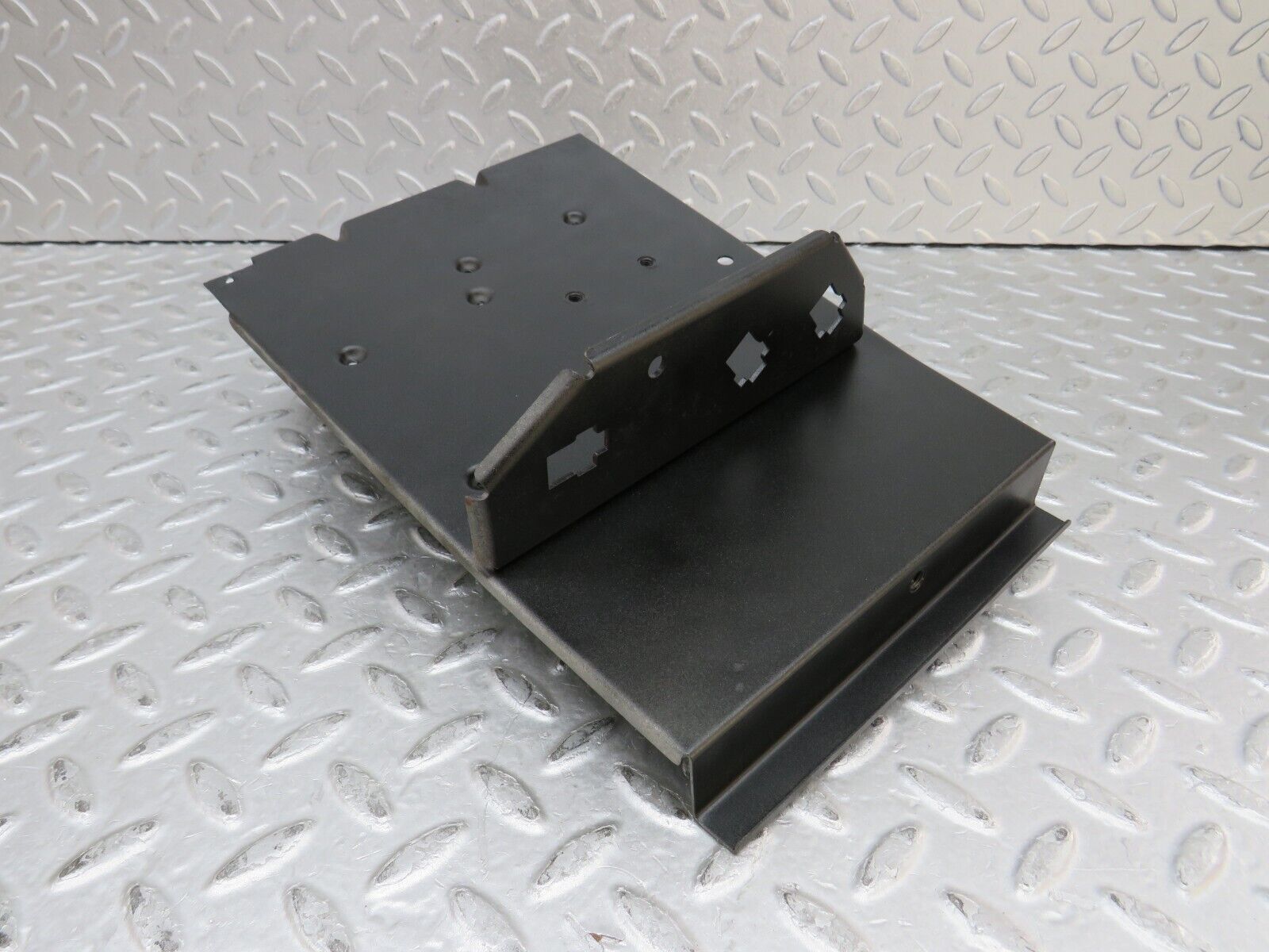 37363 Mercedes-Benz W109 300SEL ECU Bracket