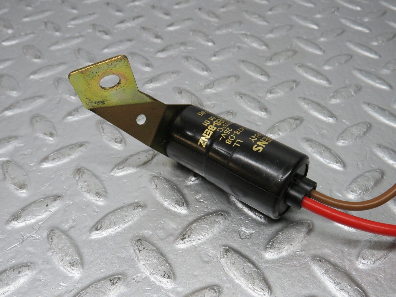 39489 Mercedes-Benz R129 320SL Coupe Condenser Relay 1295470101