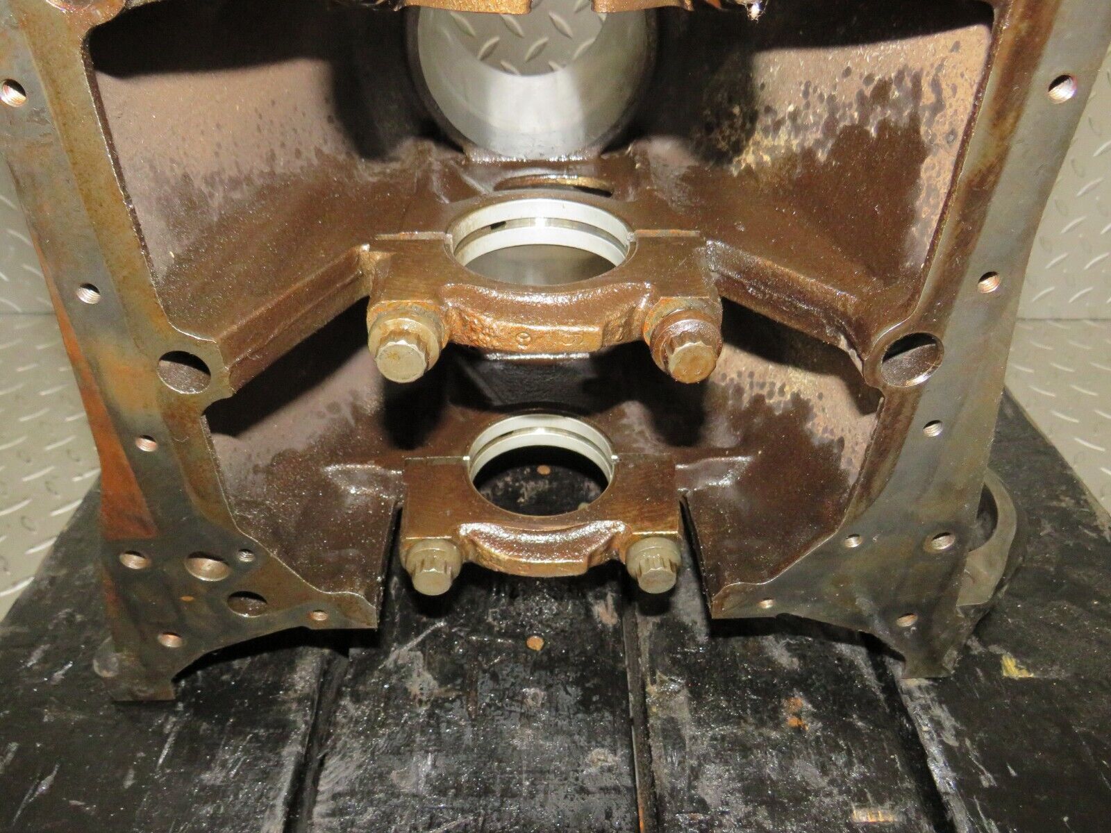 32725 Mercedes-Benz S124 300TE Wagon Engine Block M103.981 1030110401