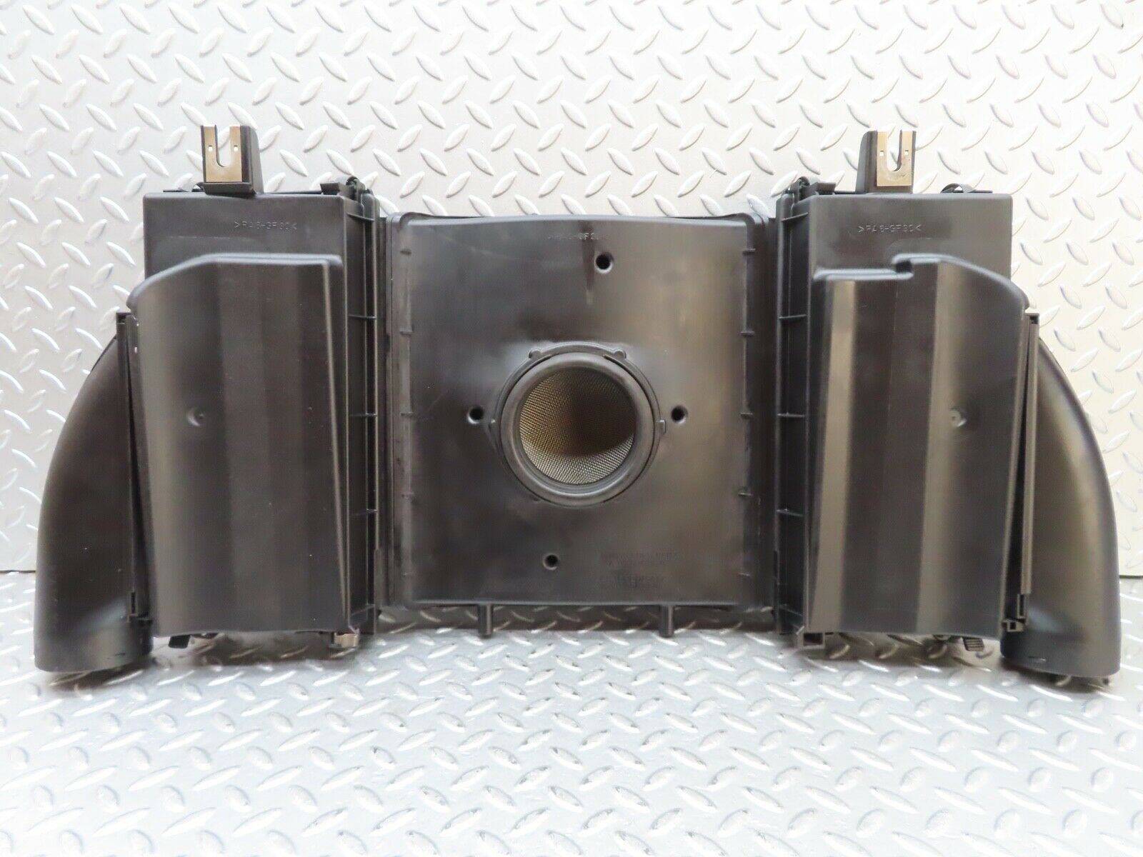 19314 Mercedes-Benz C140 CL420 Coupe Air Filter Box With Brand New Air Filter