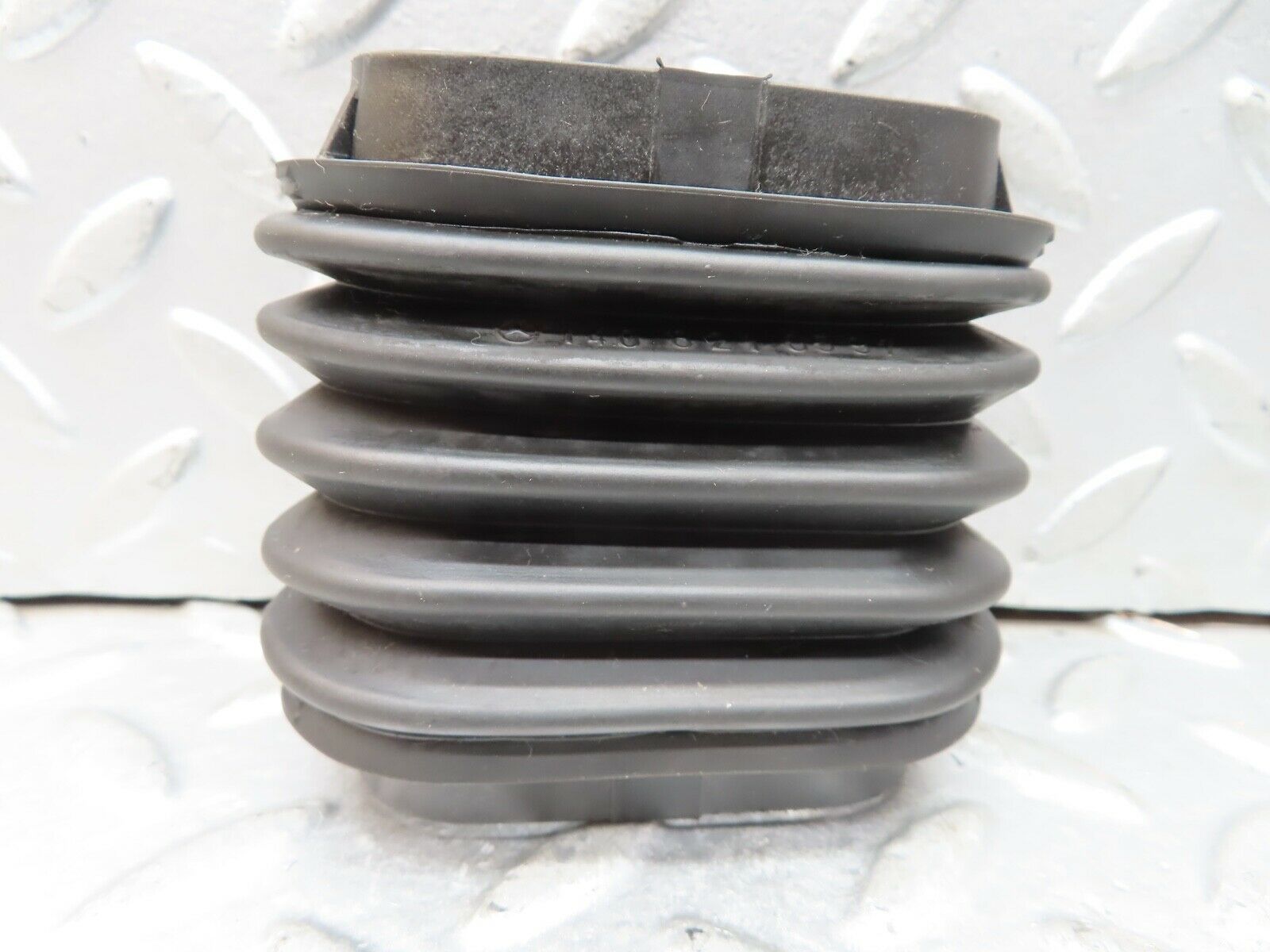 19629 Mercedes-Benz C140 CL420 Coupe Door Wire Protector Rubber 1408210597