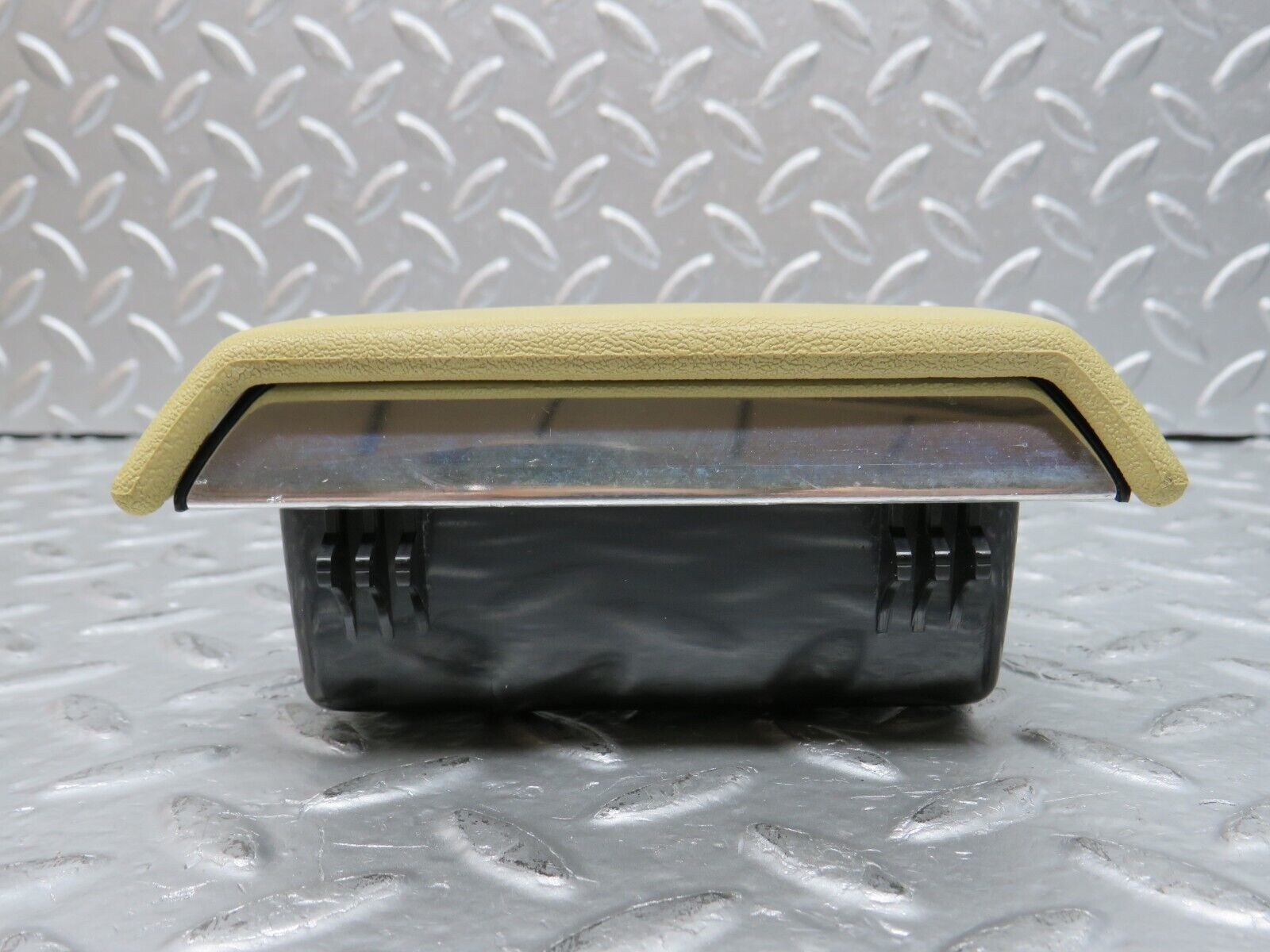 29694 Mercedes-Benz W123 230E Rear Door Ashtray