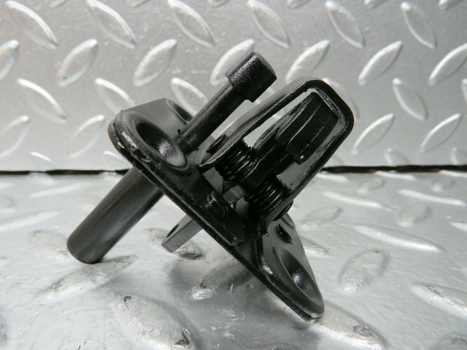 23378 Mercedes-Benz W116 350SE Bonnet Lock Catch