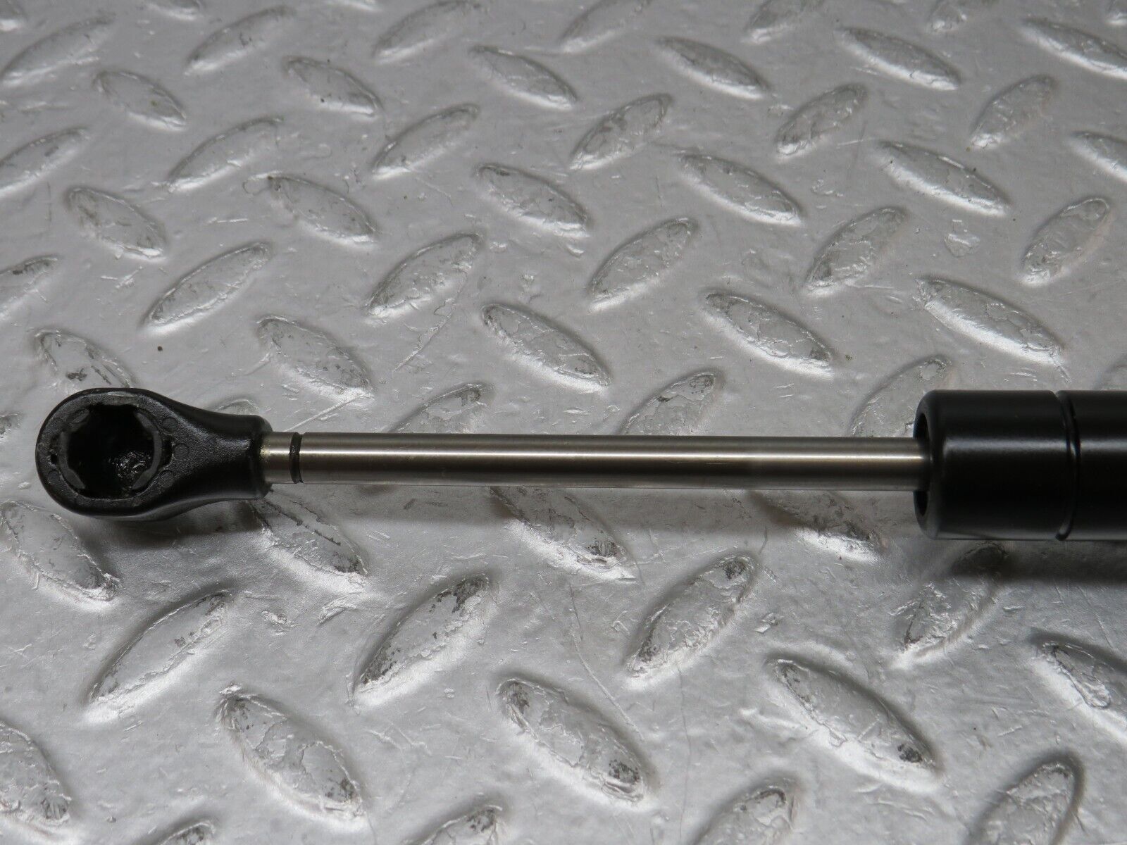 35241 Mercedes-Benz W221 Front Right Door Stopper Strut 2217200016