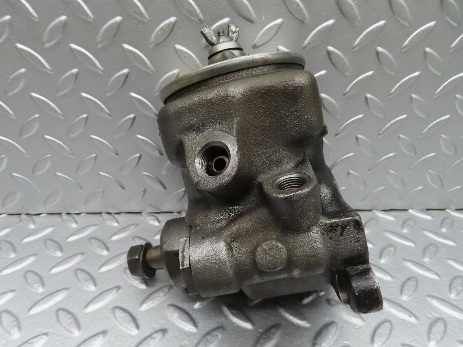 14021 Mercedes-Benz C107 280SLC Power Steering Pump 1164601780