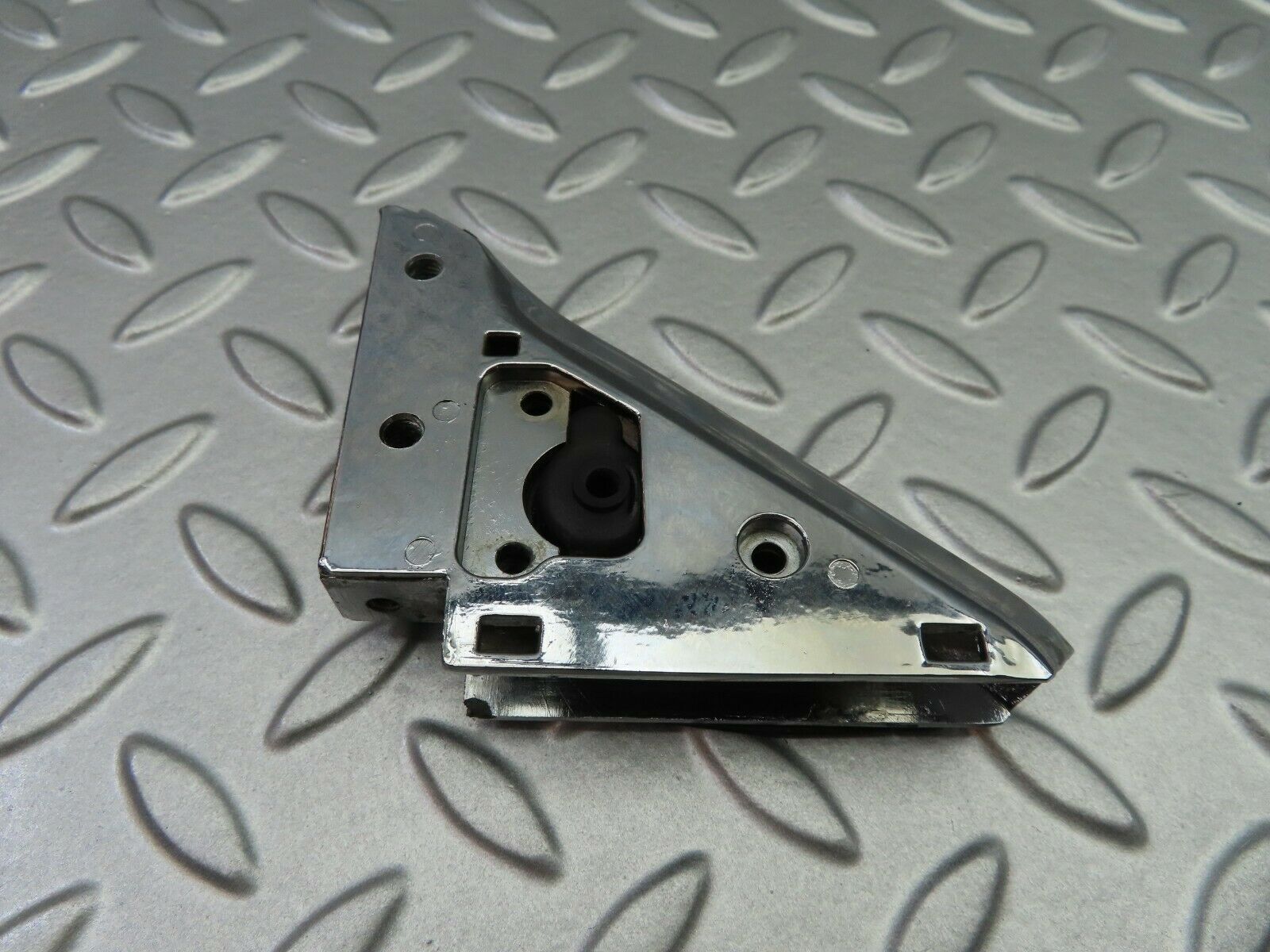 6851 Mercedes-Benz C107 350SLC Coupe Chrome Window Guide Right Side