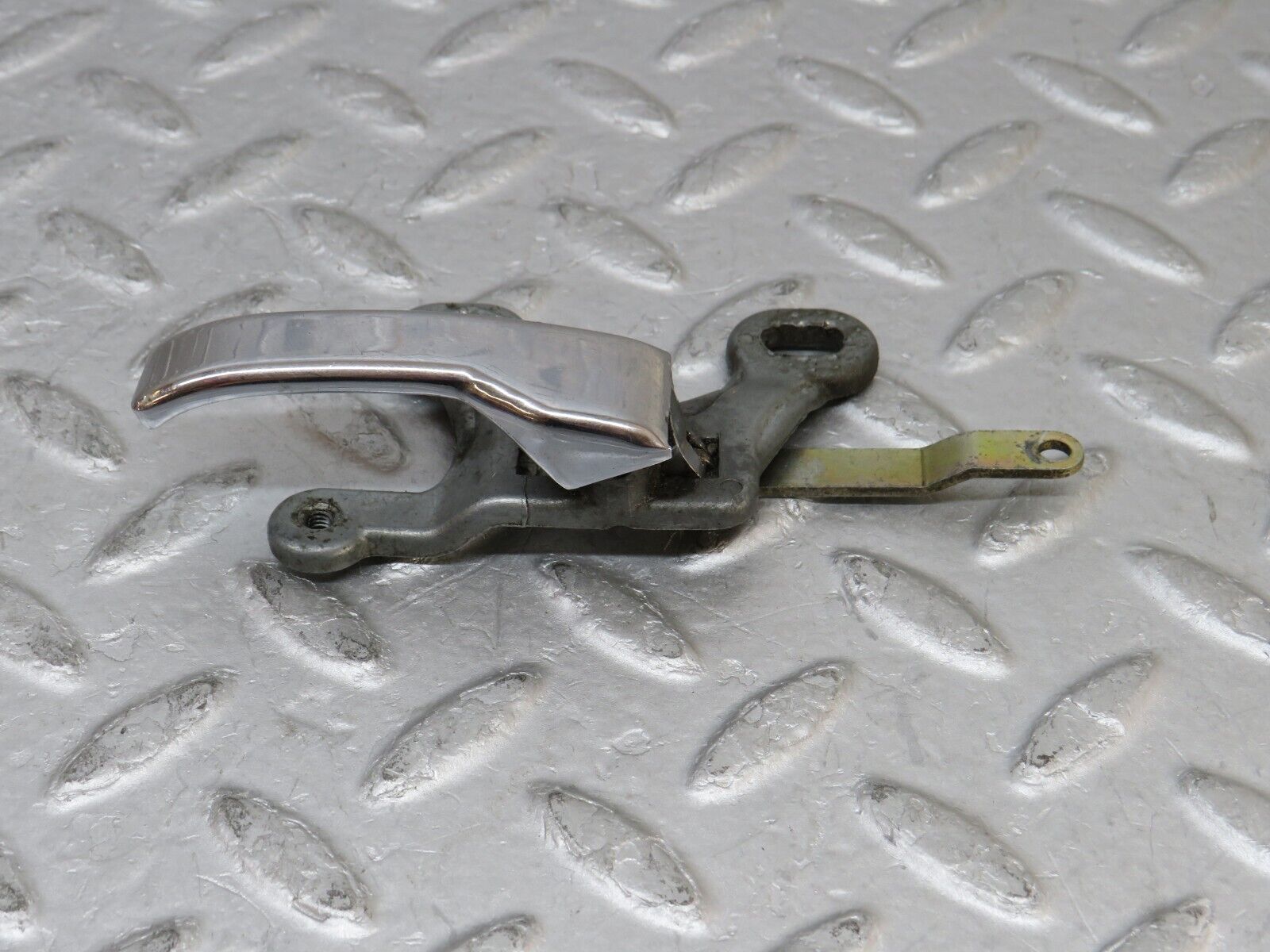 35690 Mercedes-Benz W108 Front Left Interior Door Handle 1157660319