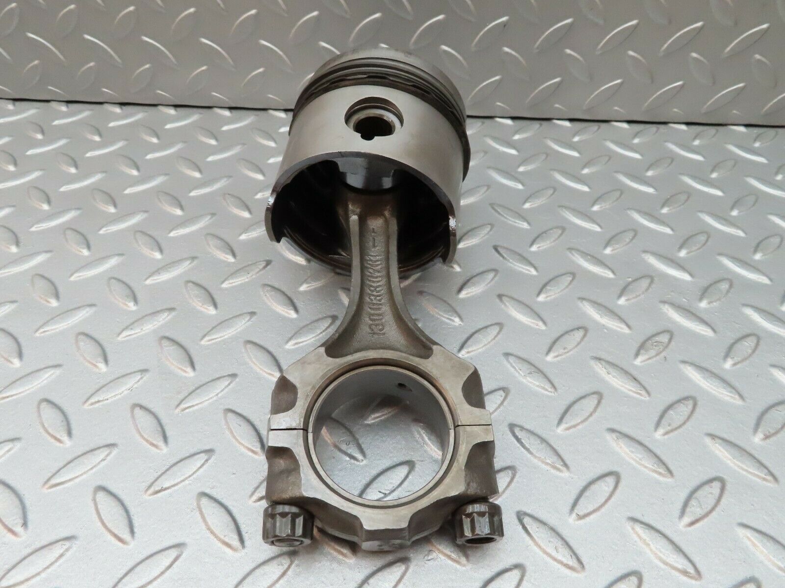 3507 Mercedes-Benz W108 280SE Piston With Connecting Rod 86.49 mm