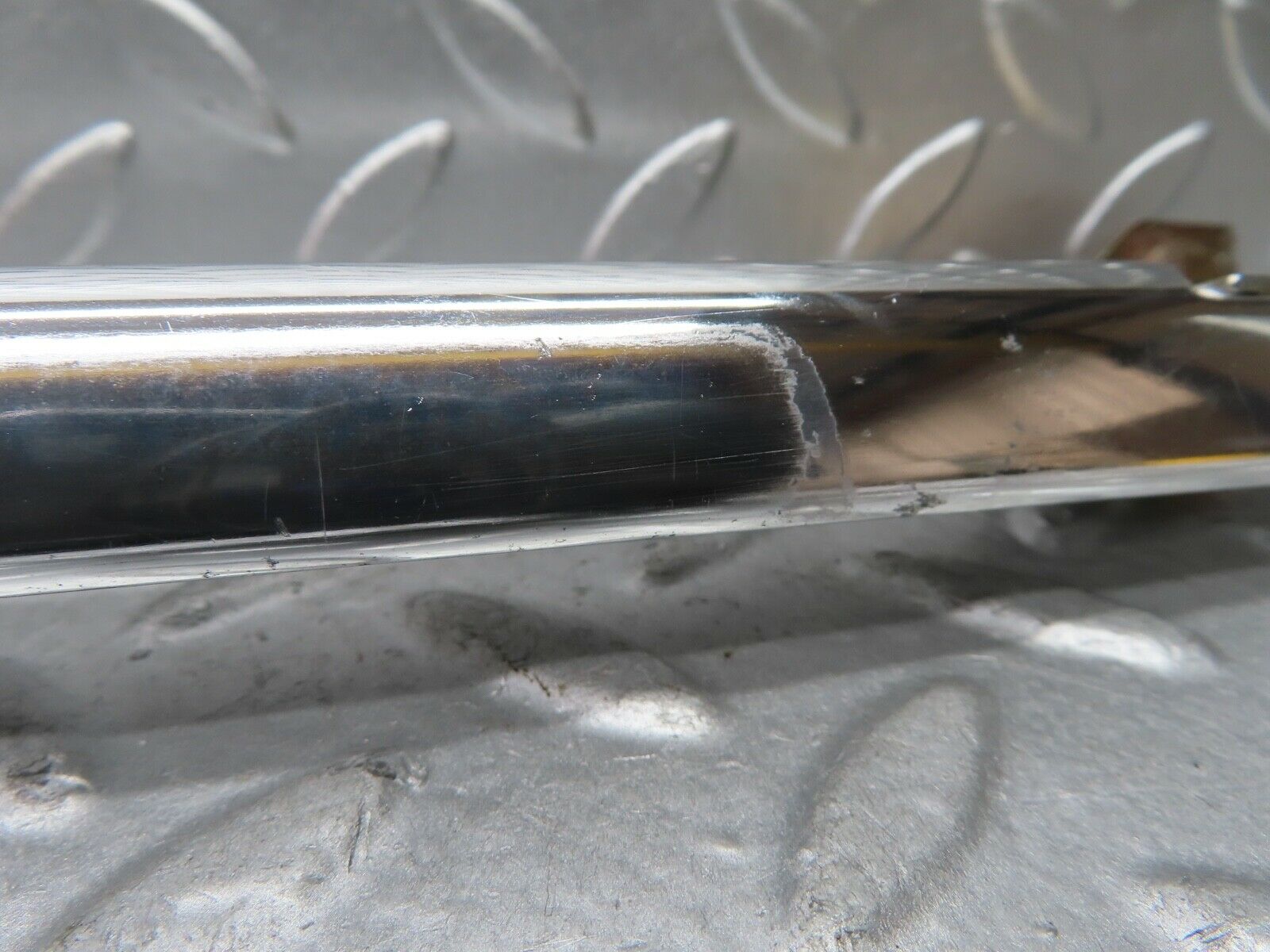 21575 Mercedes-Benz W126 300SE Rear Left Door Chrome Window Channel