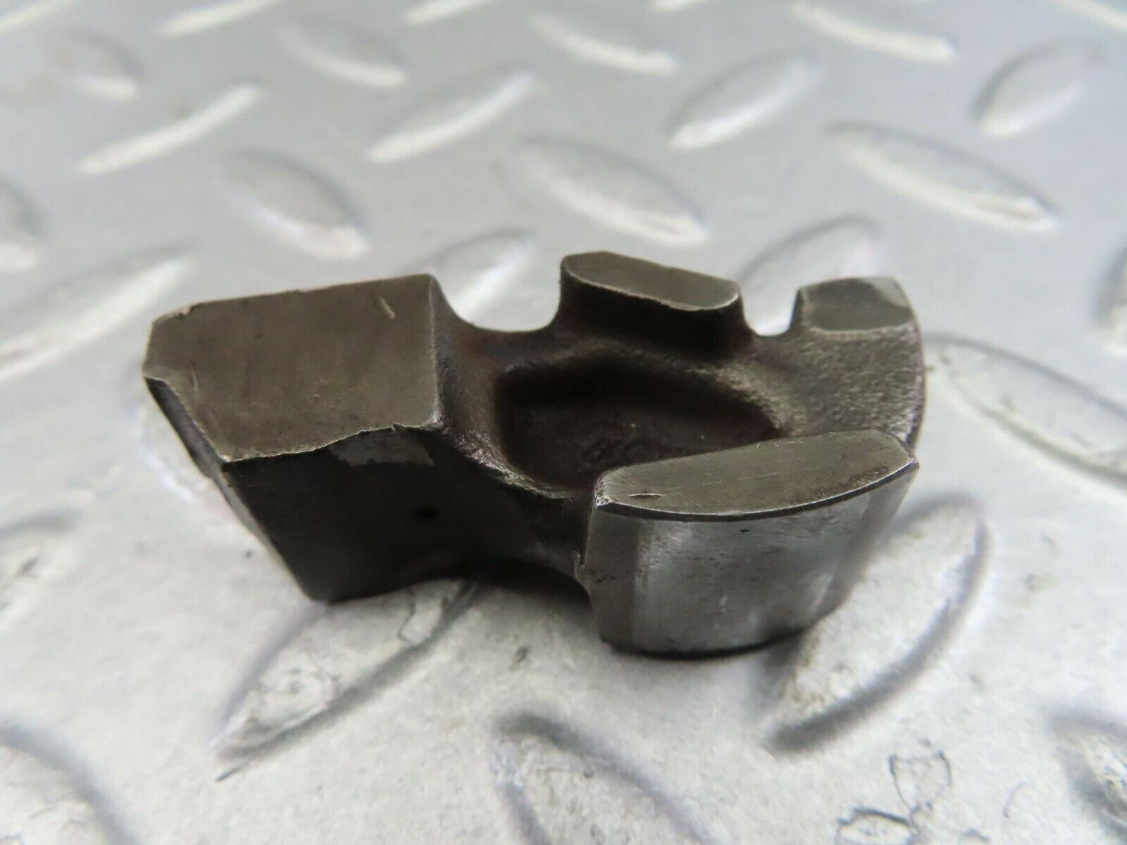 9870 Mercedes-Benz C123 280CE Coupe Valve Rocker Arm