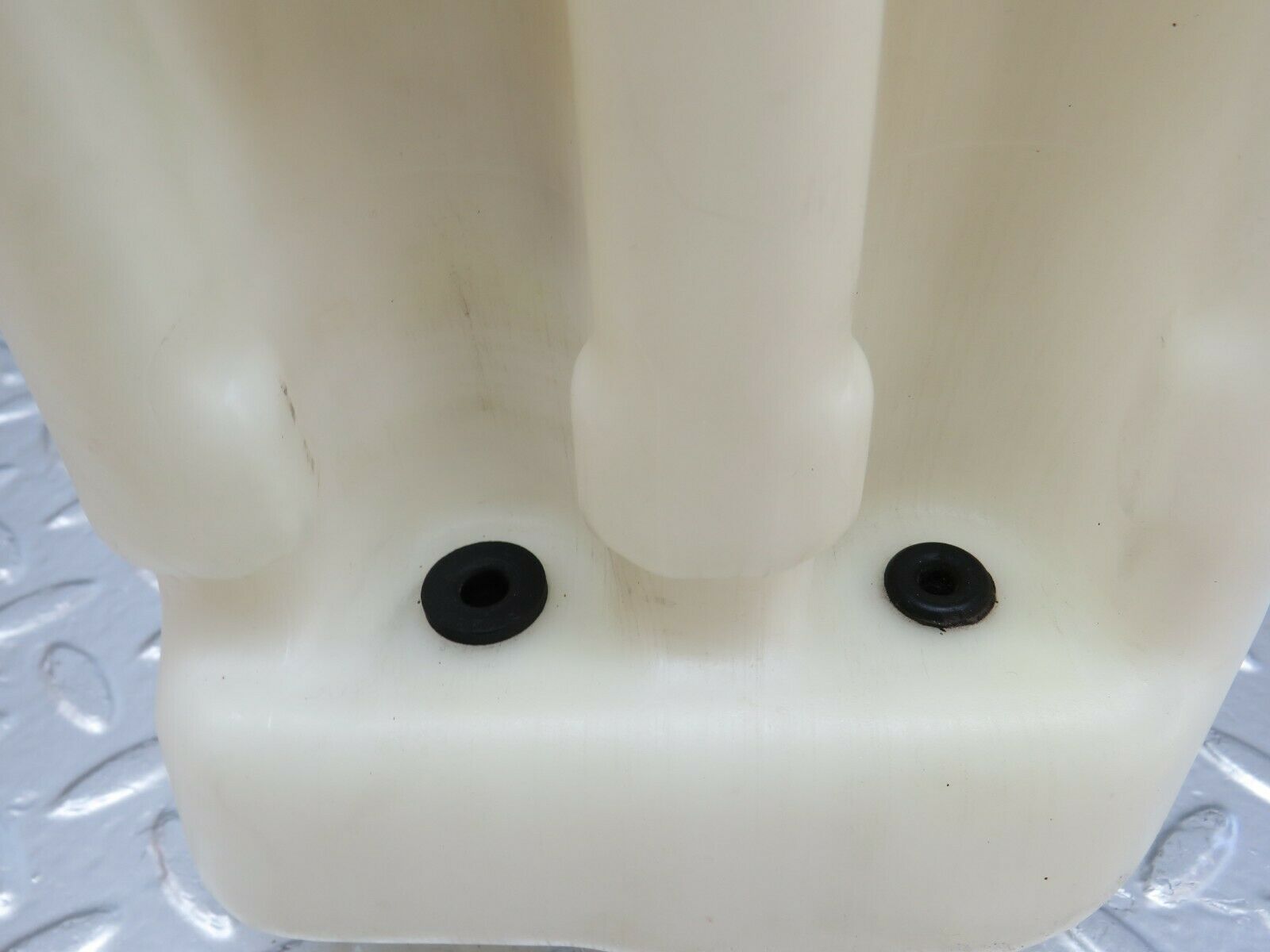 24380 Mercedes-Benz S124 220TE Windscreen Washer Fluid Reservoir 1248691020