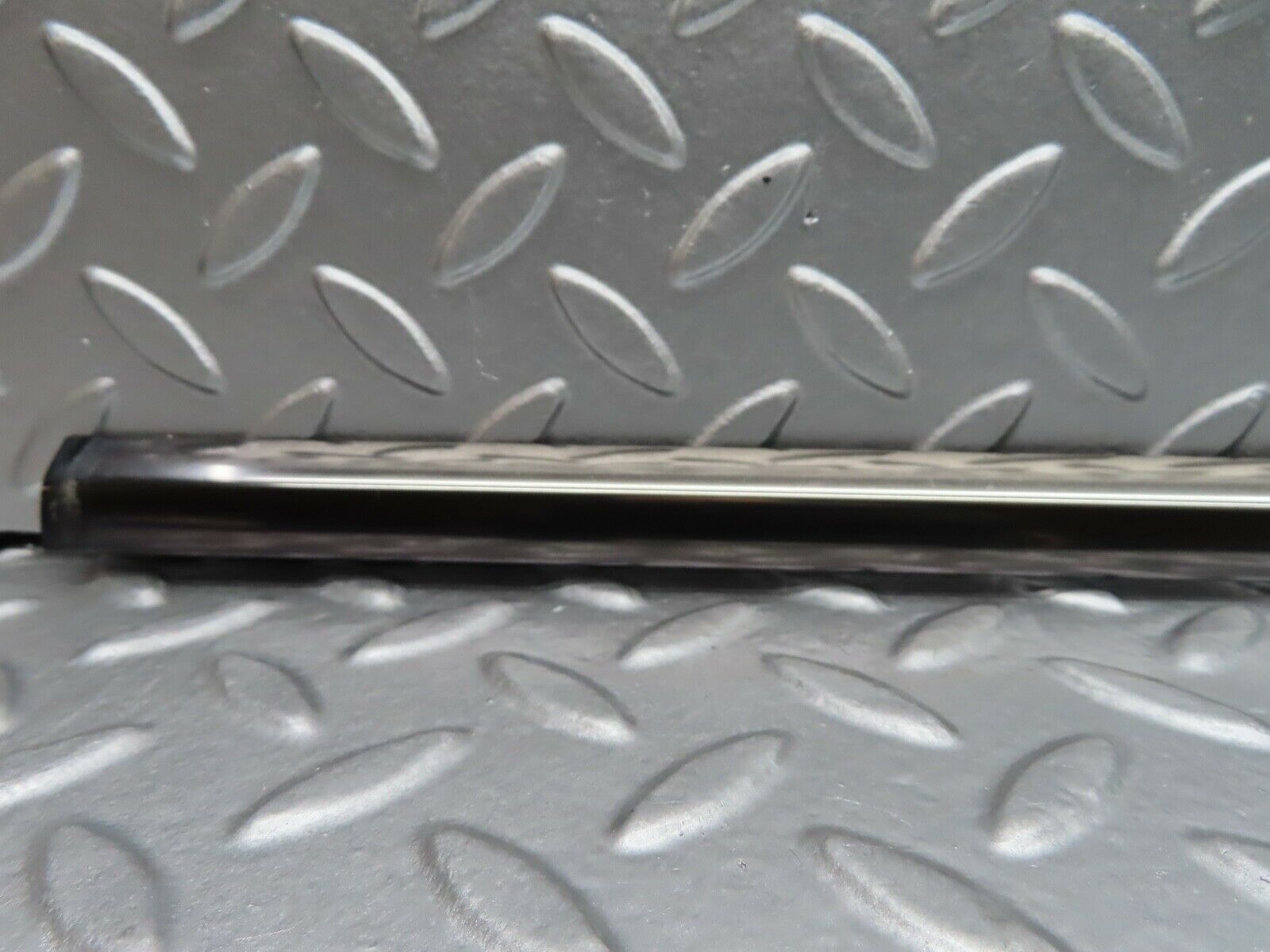 20162 Mercedes-Benz R129 300SL Coupe Left Door Chrome Moulding Trim