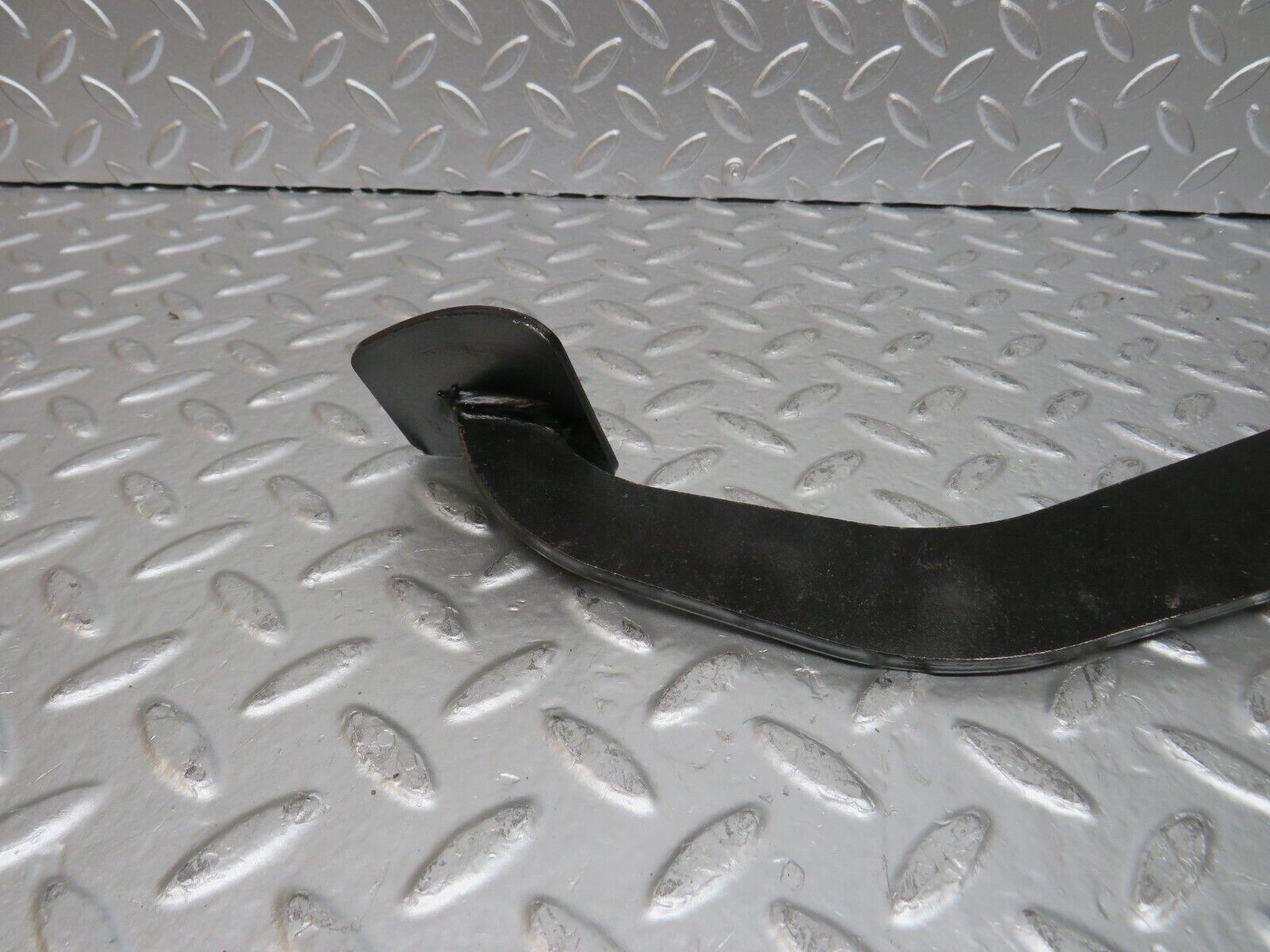 25124 Mercedes-Benz W201 190D Brake Pedal