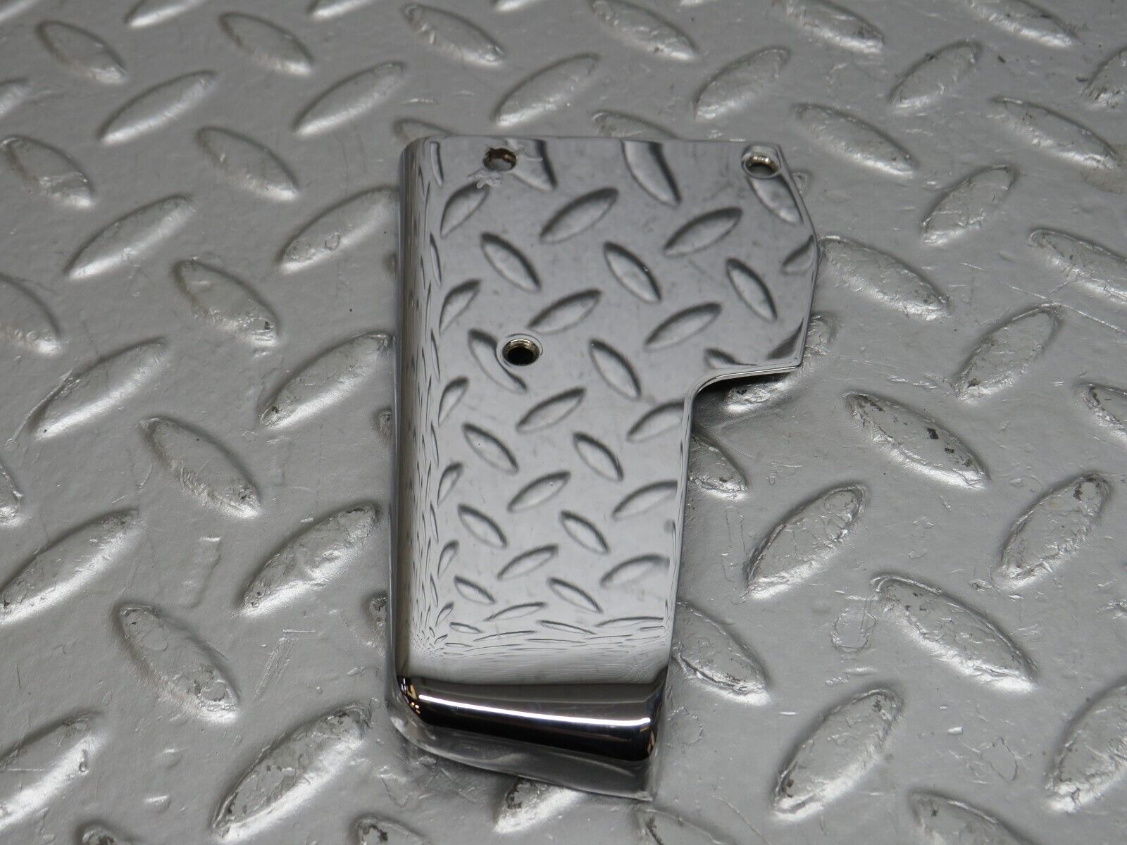 39643 Mercedes-Benz R129 320SL Coupe Left Door Chrome Cover