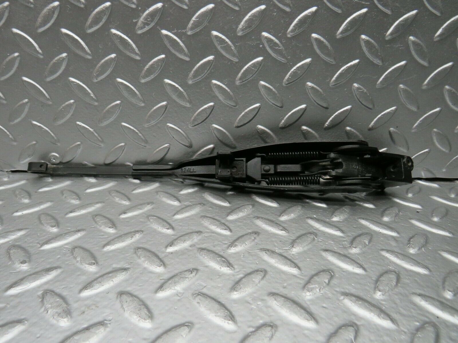 22483 Mercedes-Benz C124 E220 Coupe Wiper Arm