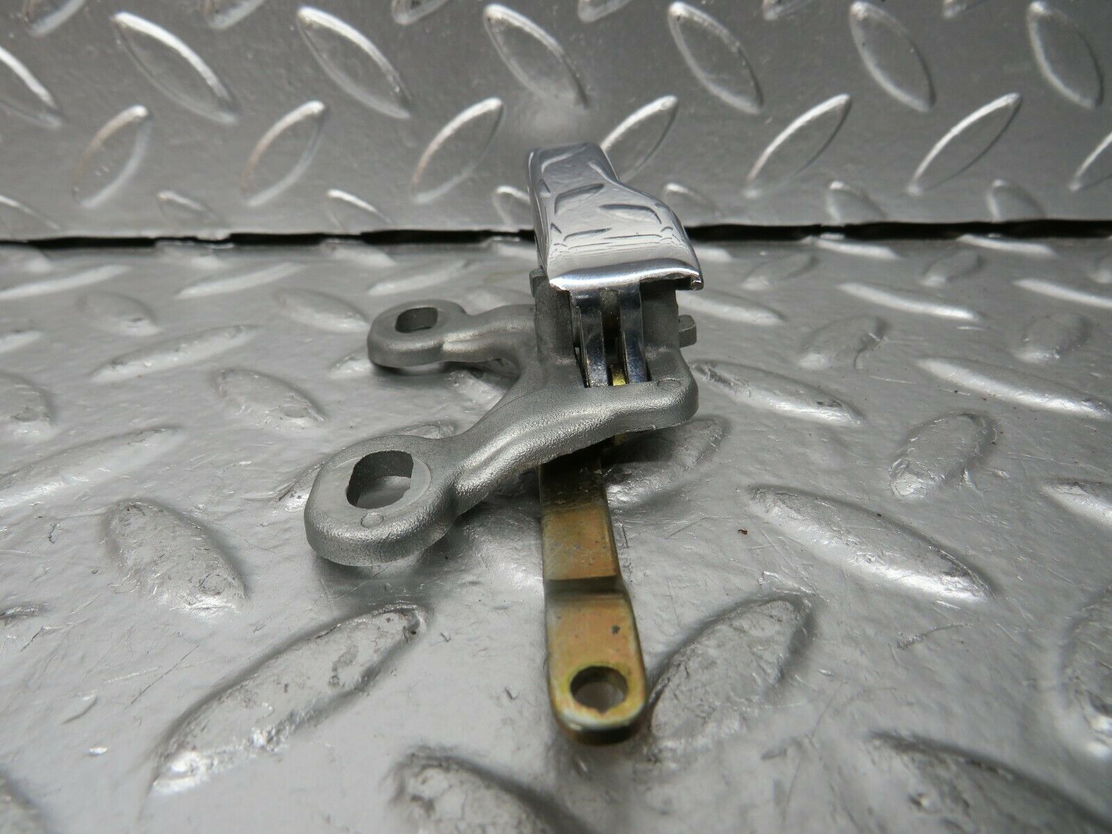 23968 Mercedes-Benz W123 280E Front Right Interior Door Handle 1107660419