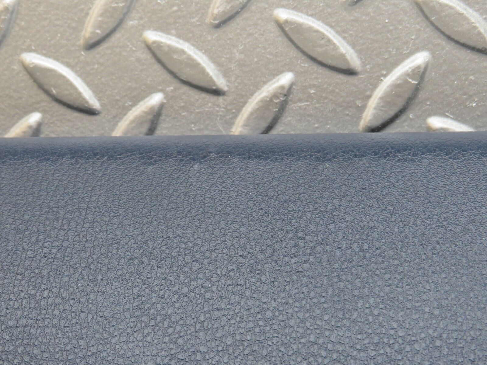 31049 Mercedes-Benz W123 200D B Pillar Cover Left Side Blue