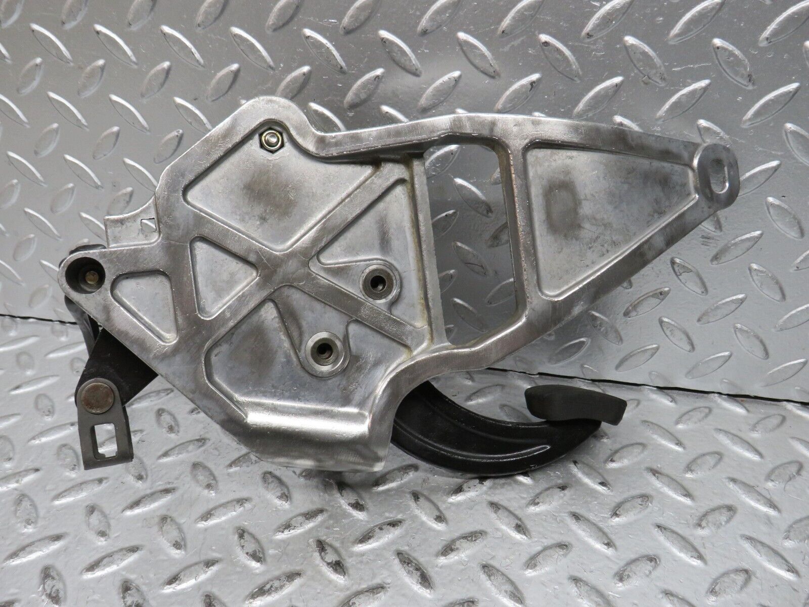 28972 Mercedes-Benz C124 320CE Coupe Parking Brake Pedal 1244270736 1244270801