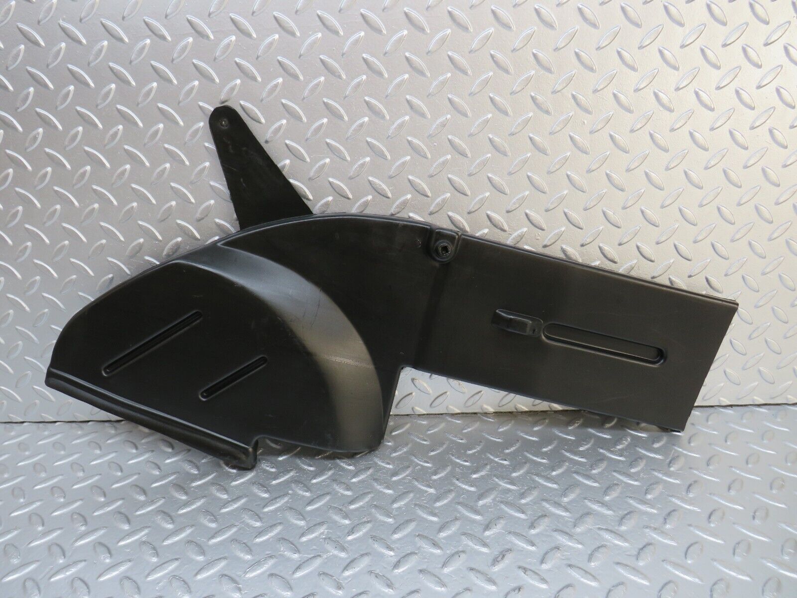 33579 Mercedes-Benz W201 190E 2.0L Air Duct Heater Ventilation Right 2018312246