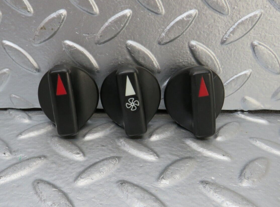 25522 Mercedes-Benz W123 200 Heater Control Knob Set