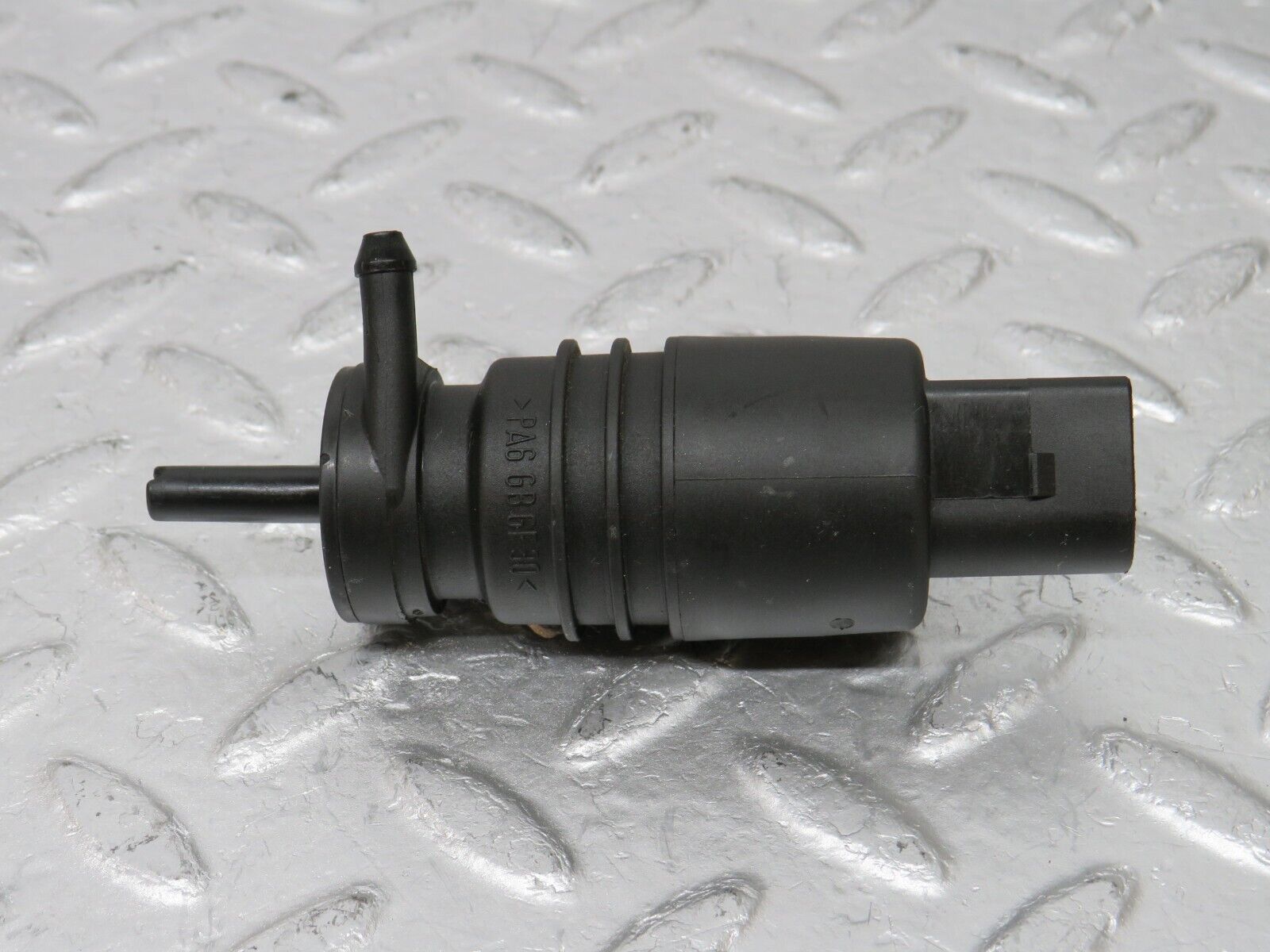 34743 Mercedes-Benz W210 320E Windscreen Washer Pump VDO