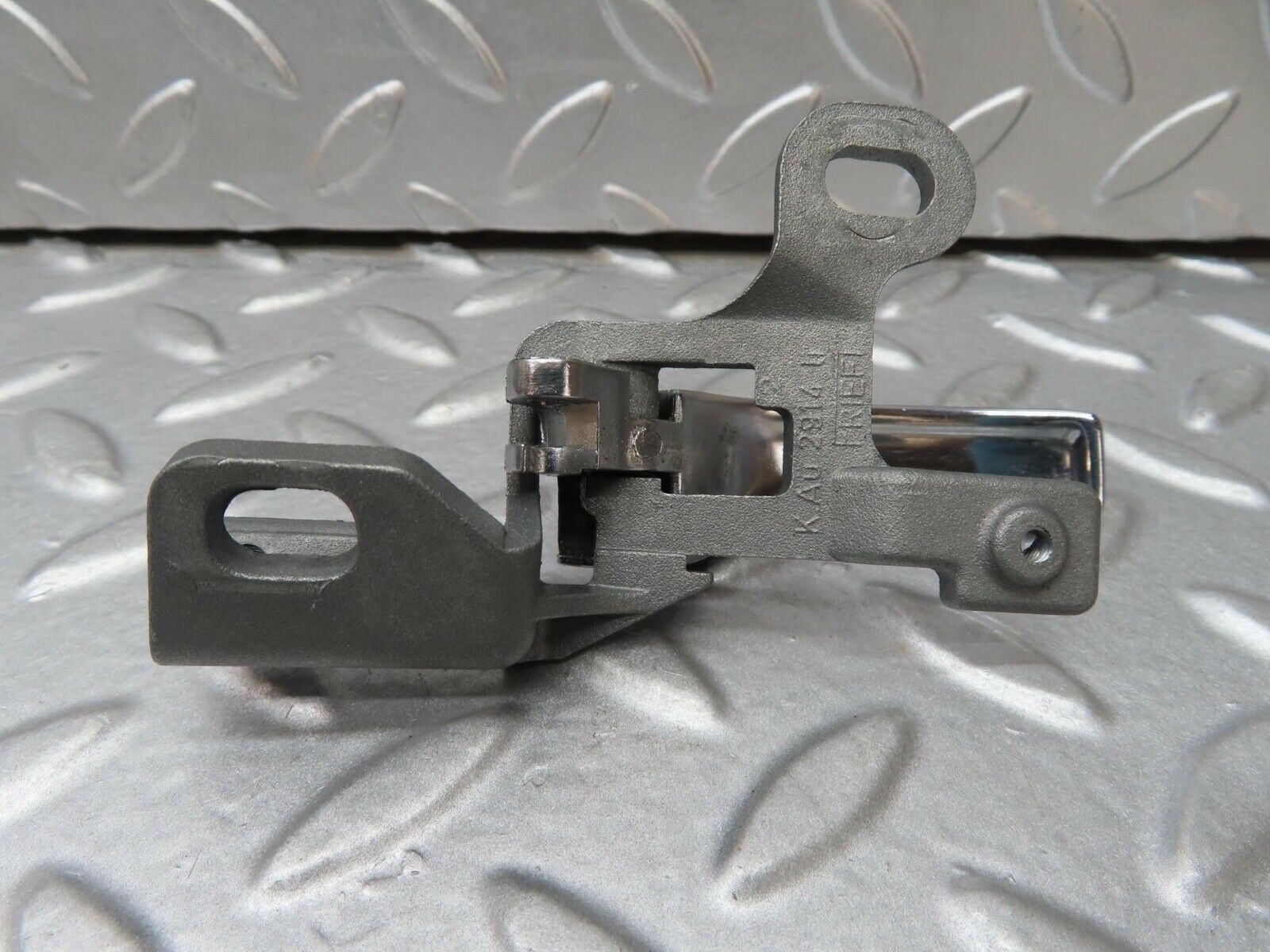 7041 Mercedes-Benz W123 230E Left Interior Door Handle1237600161