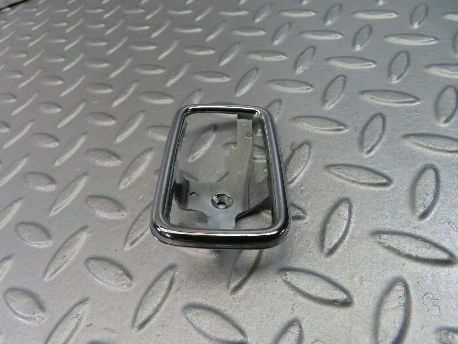 8885 Mercedes-Benz W108 Chrome Frame For Door Opener Left 1087660511