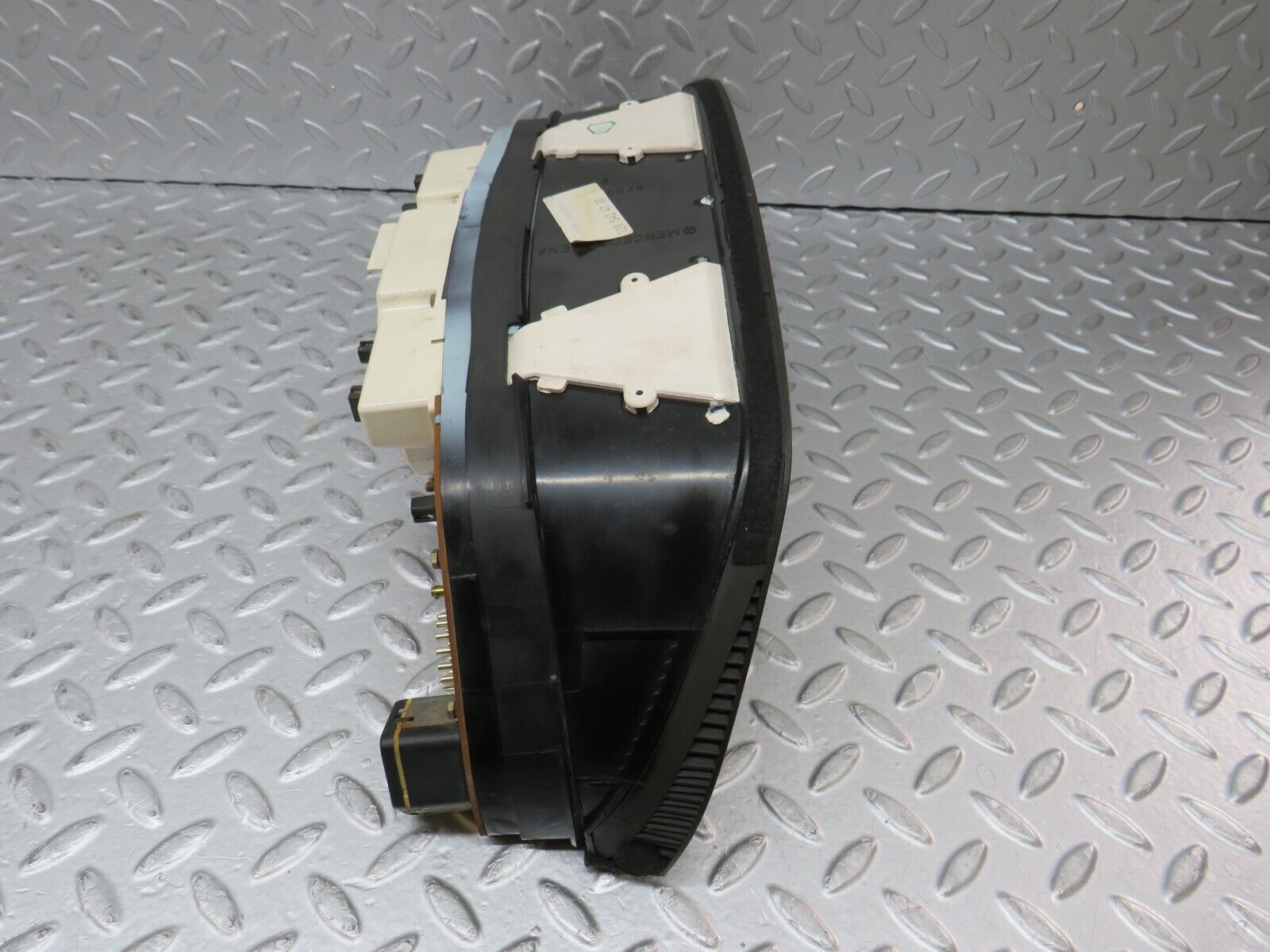 36303 Mercedes-Benz W126 420SE Instrument Cluster 1265424760 1265424760