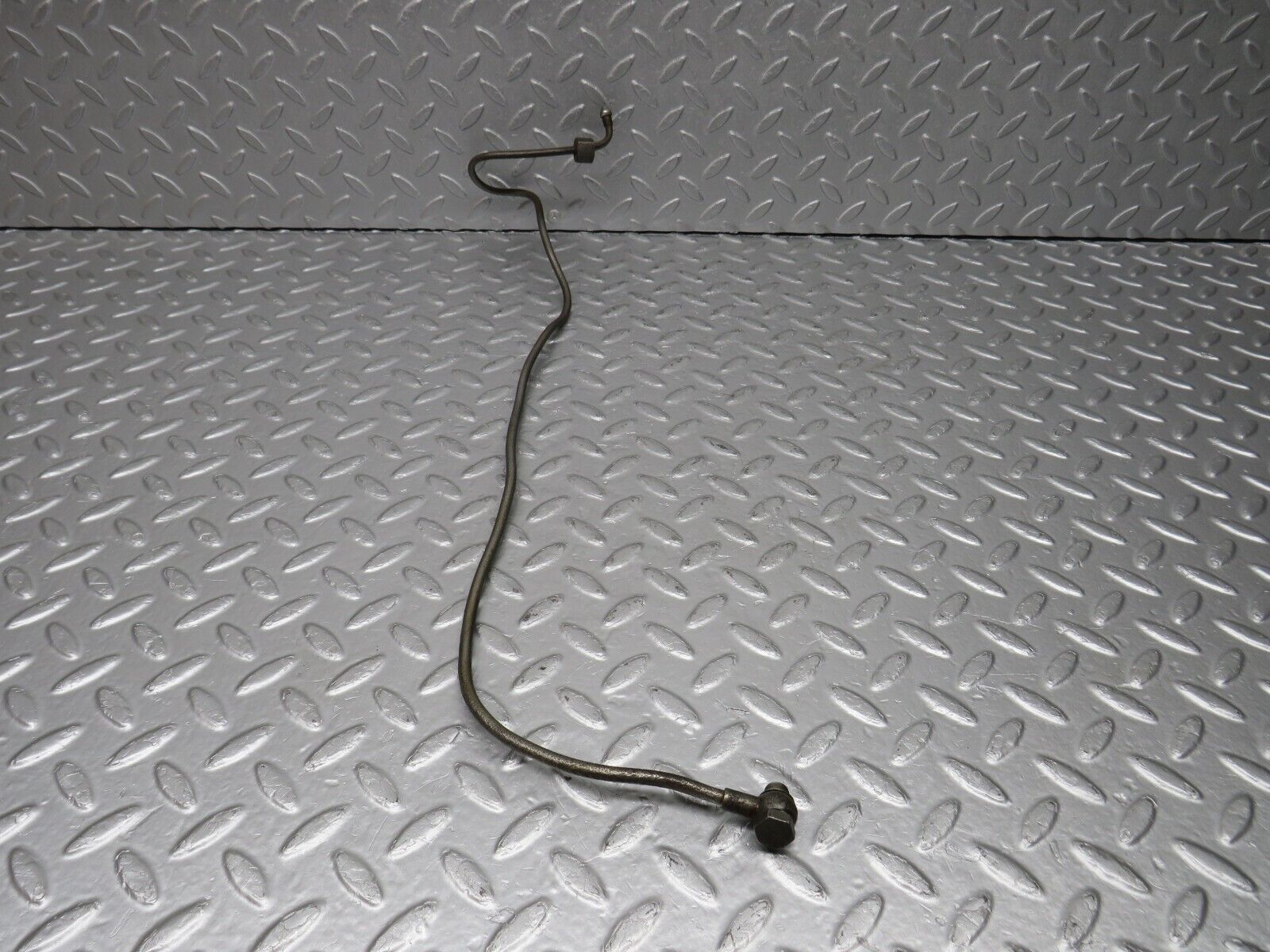 40482 Mercedes-Benz W110 230 Oil Line Pipe