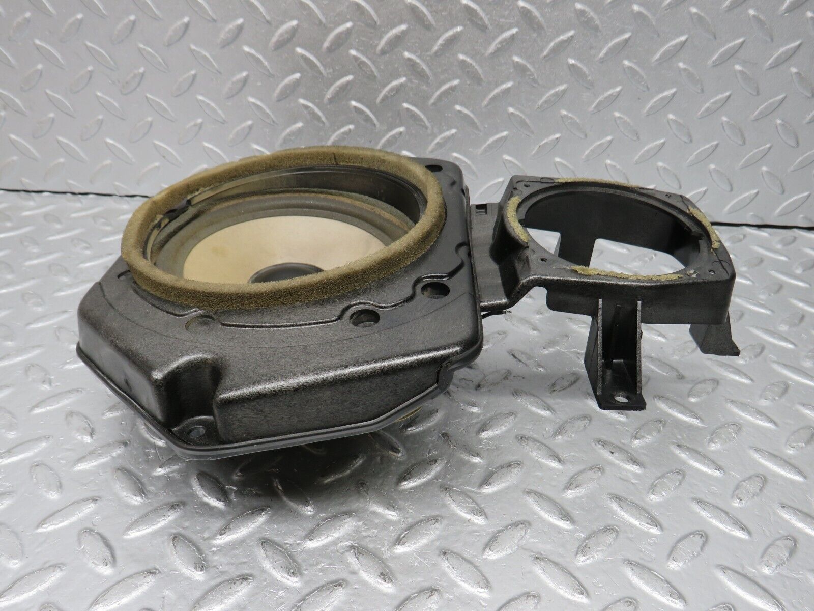 38445 Mercedes-Benz R129 280SL Coupe Left Door Speaker 1298200902