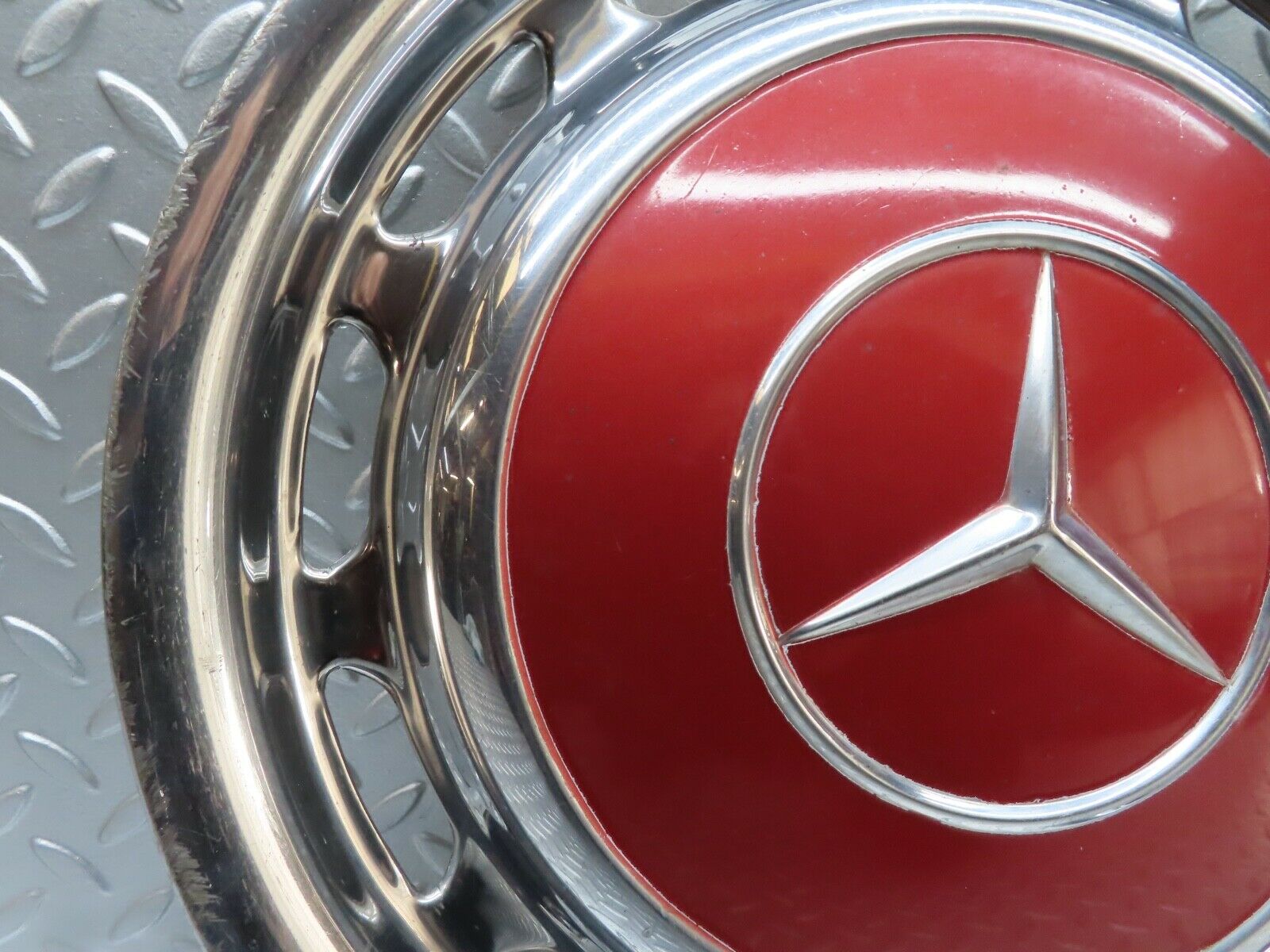 20477 Mercedes-Benz W114 280CE Coupe Vintage Wheel Trim Hub Cup 14"